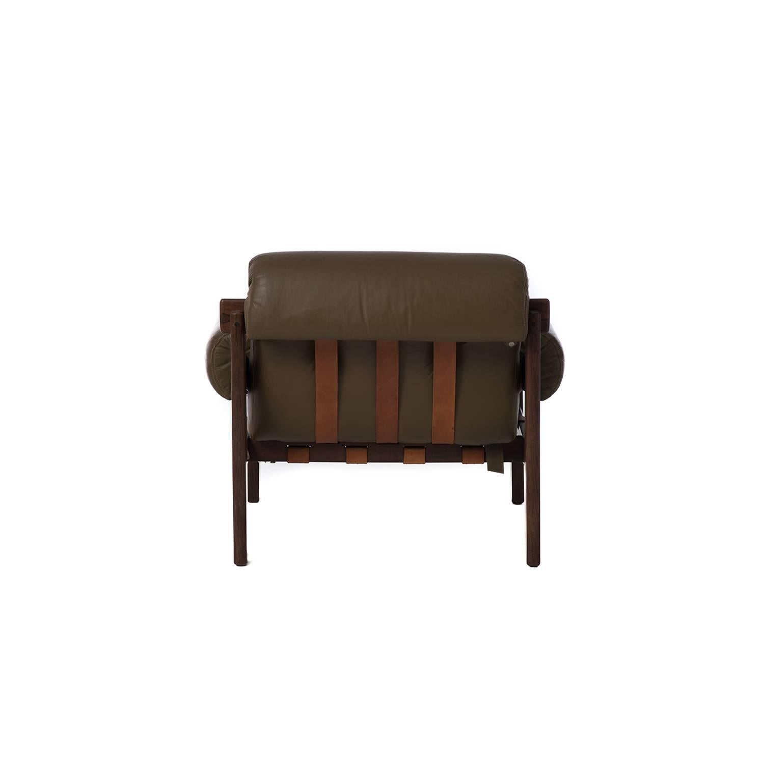 20th Century 1970s Modern Brazilian Modern Leather Lounge Chair