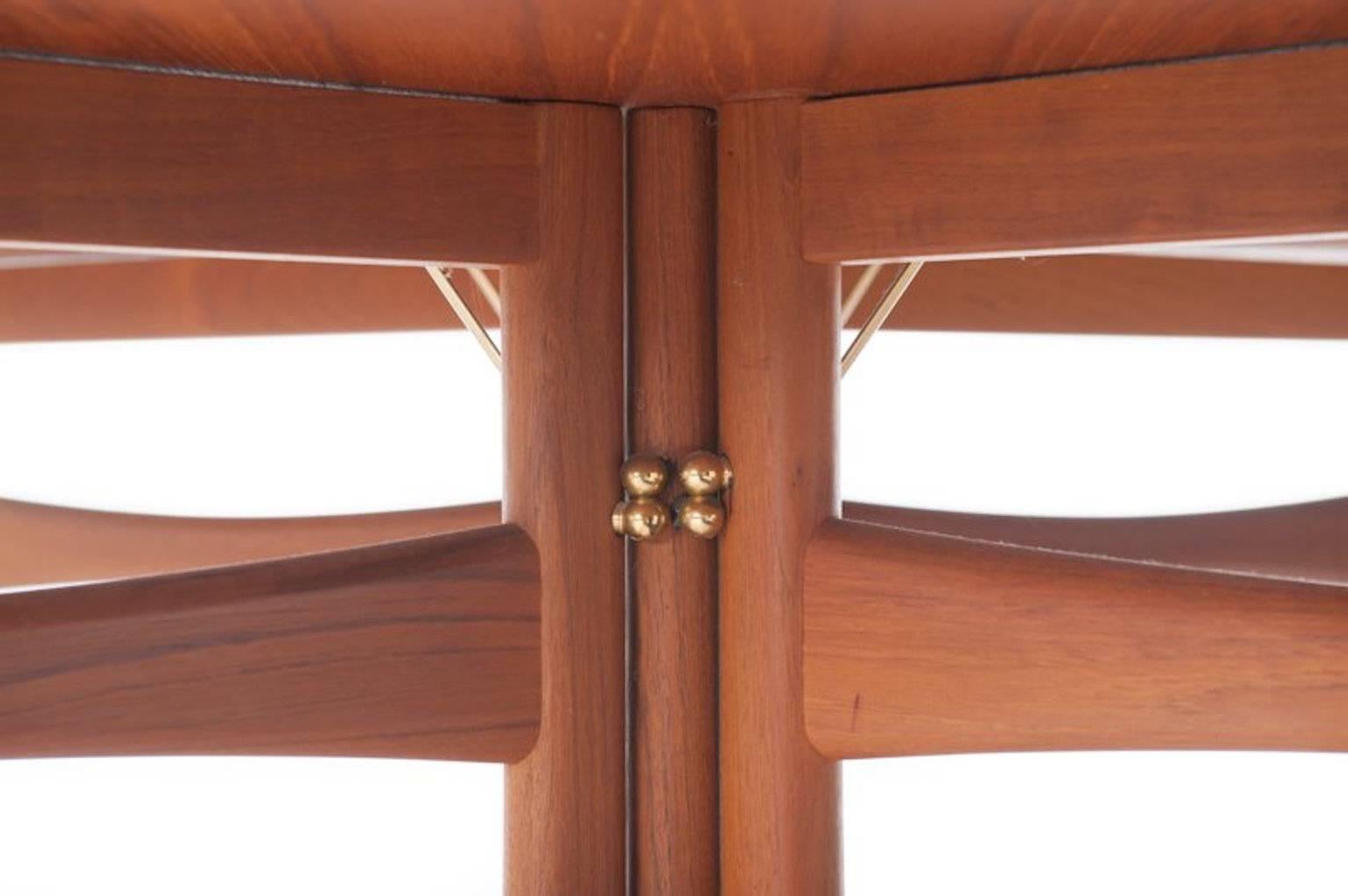 modern gate leg table