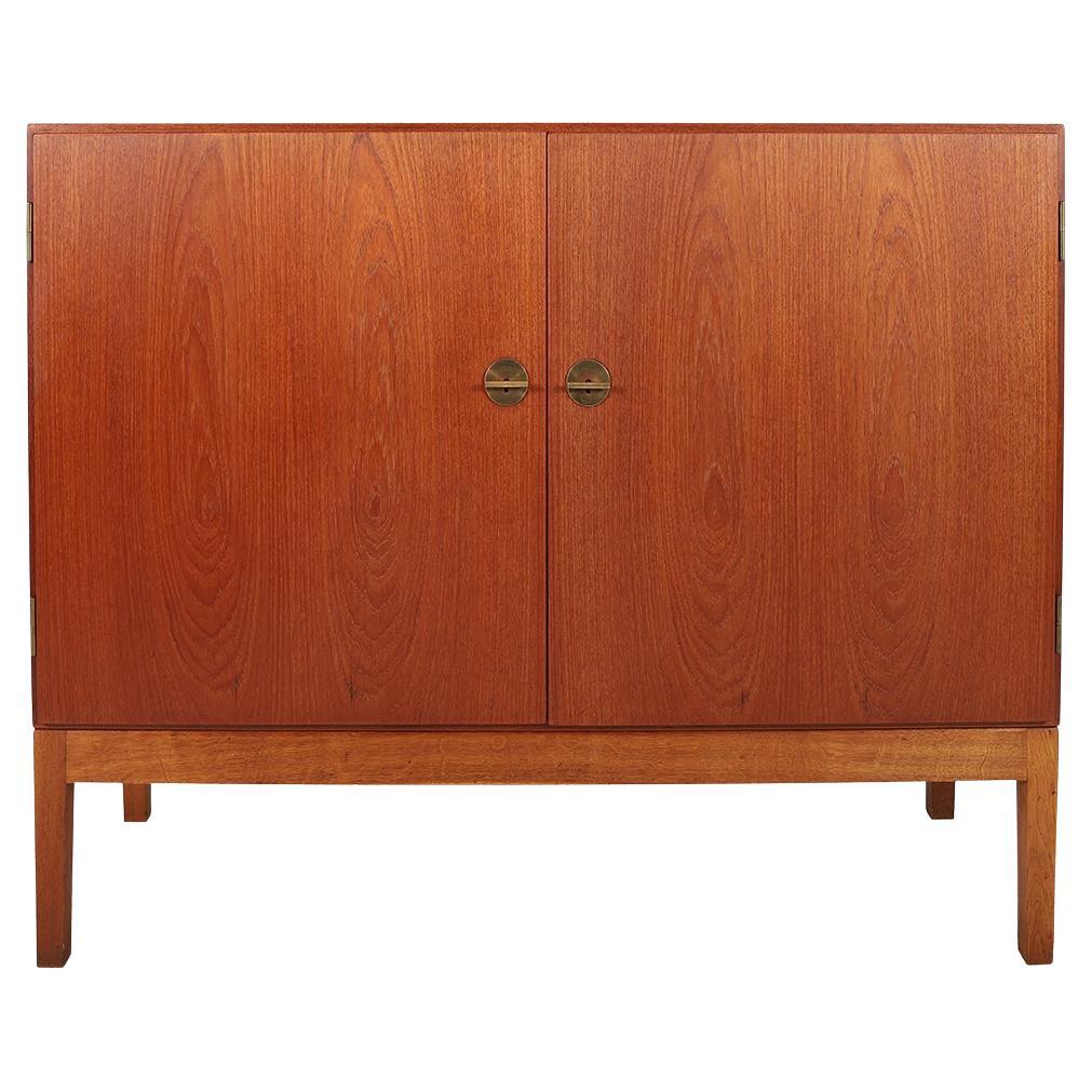 Scandinavian Modern Teak Console Cabinet by Borge Mogensen For Sale