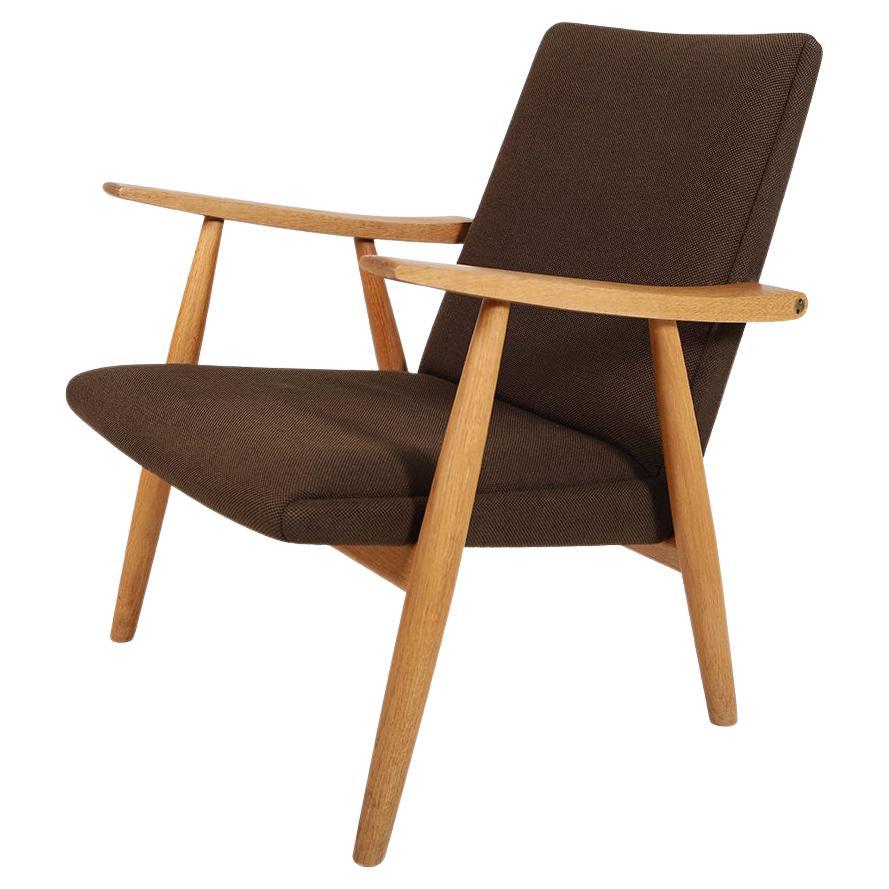 Salotto The Modern Scandinavian di Hans J. Wegner in vendita