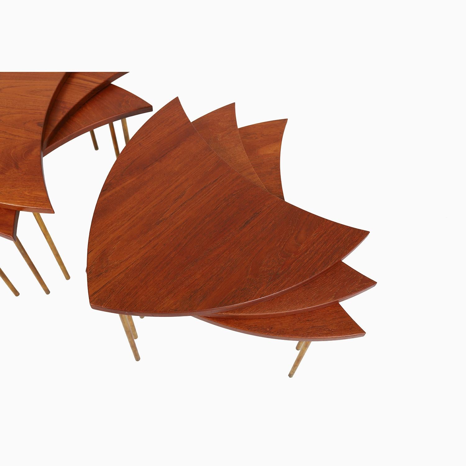 Scandinavian Modern Modular 'Pinwheel' Coffee Table in Teak by Hvidt & Molgaard For Sale 3