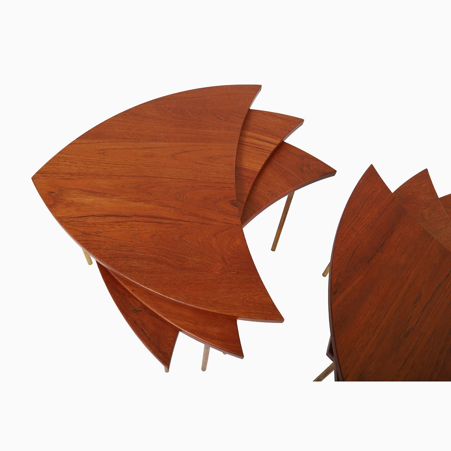 Scandinavian Modern Modular 'Pinwheel' Coffee Table in Teak by Hvidt & Molgaard For Sale 4