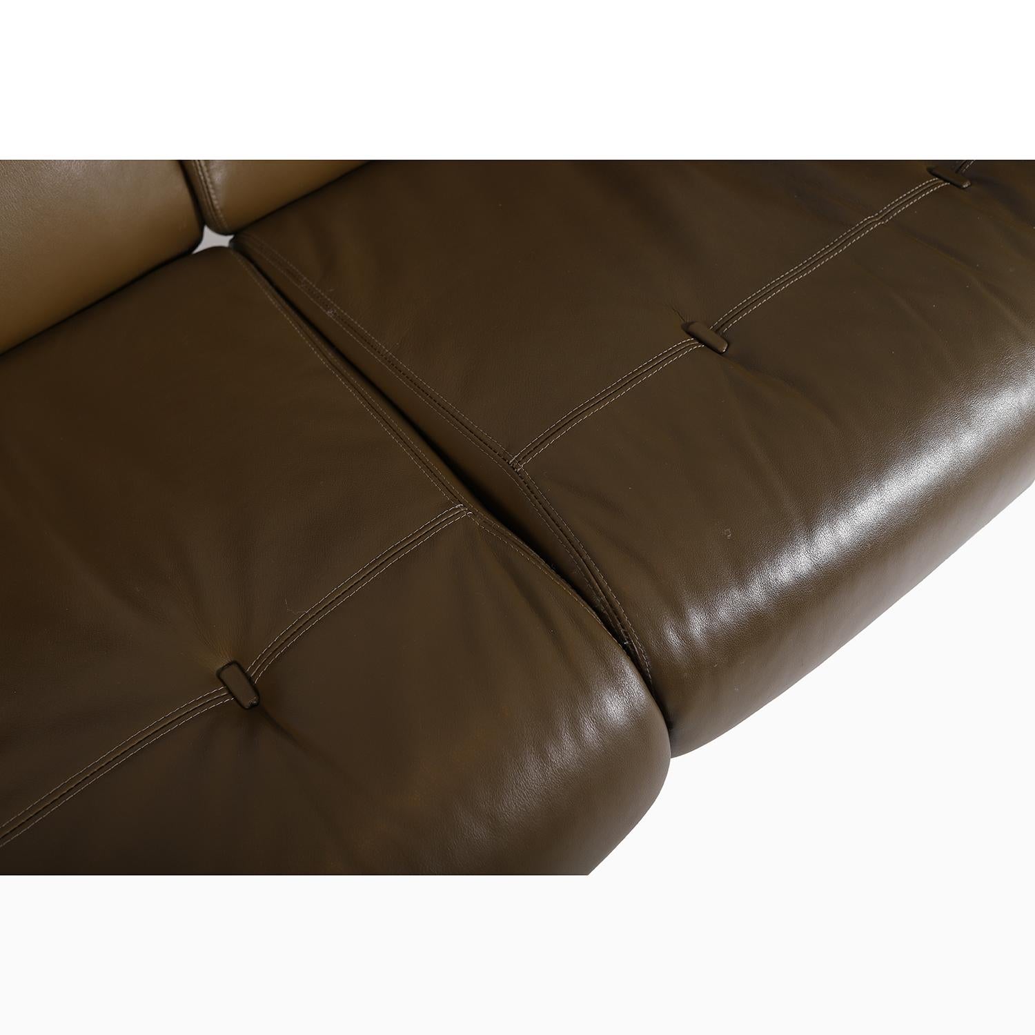 Jean Gillon Three Seat Sofa in Olive Leather In Excellent Condition For Sale In Minneapolis, MN