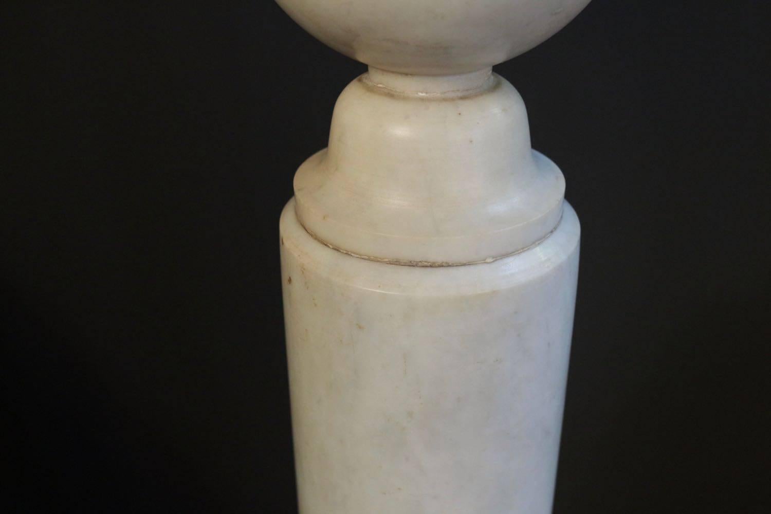 Mid-Century Modern Table Lamp, circa 1970 in Marble In Excellent Condition In Saint-Ouen, FR