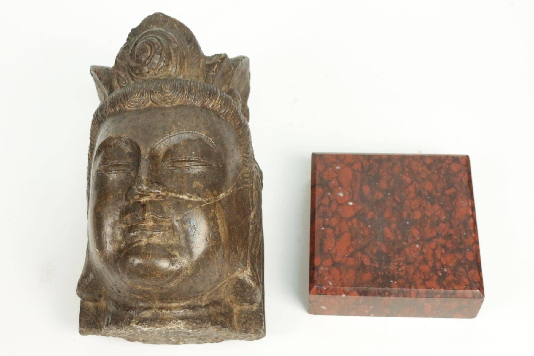19th Century Sculpture of Buddha on a Marble Base In Excellent Condition In Saint-Ouen, FR