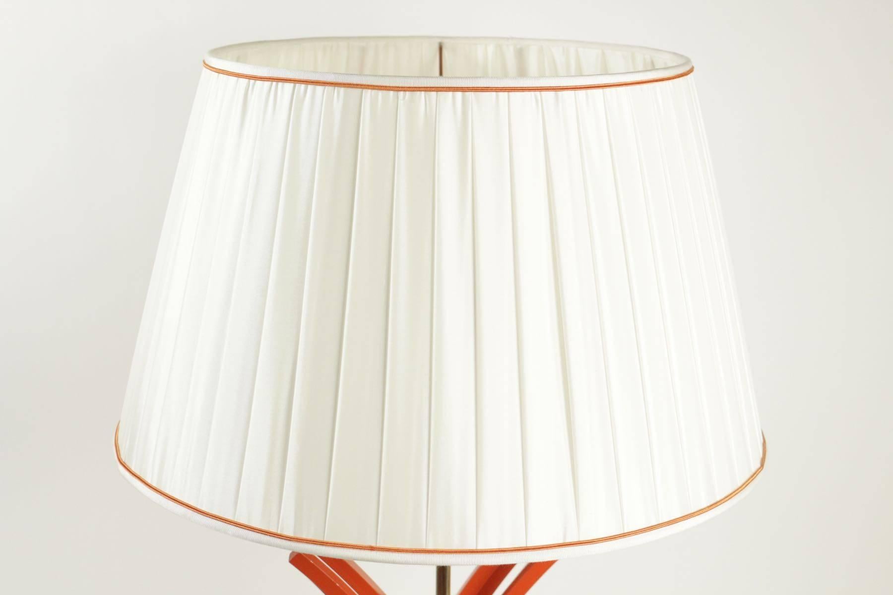 Very Pretty Lamp in Painted Metal and Gold Leaf Base of Marble from the 1970s 2