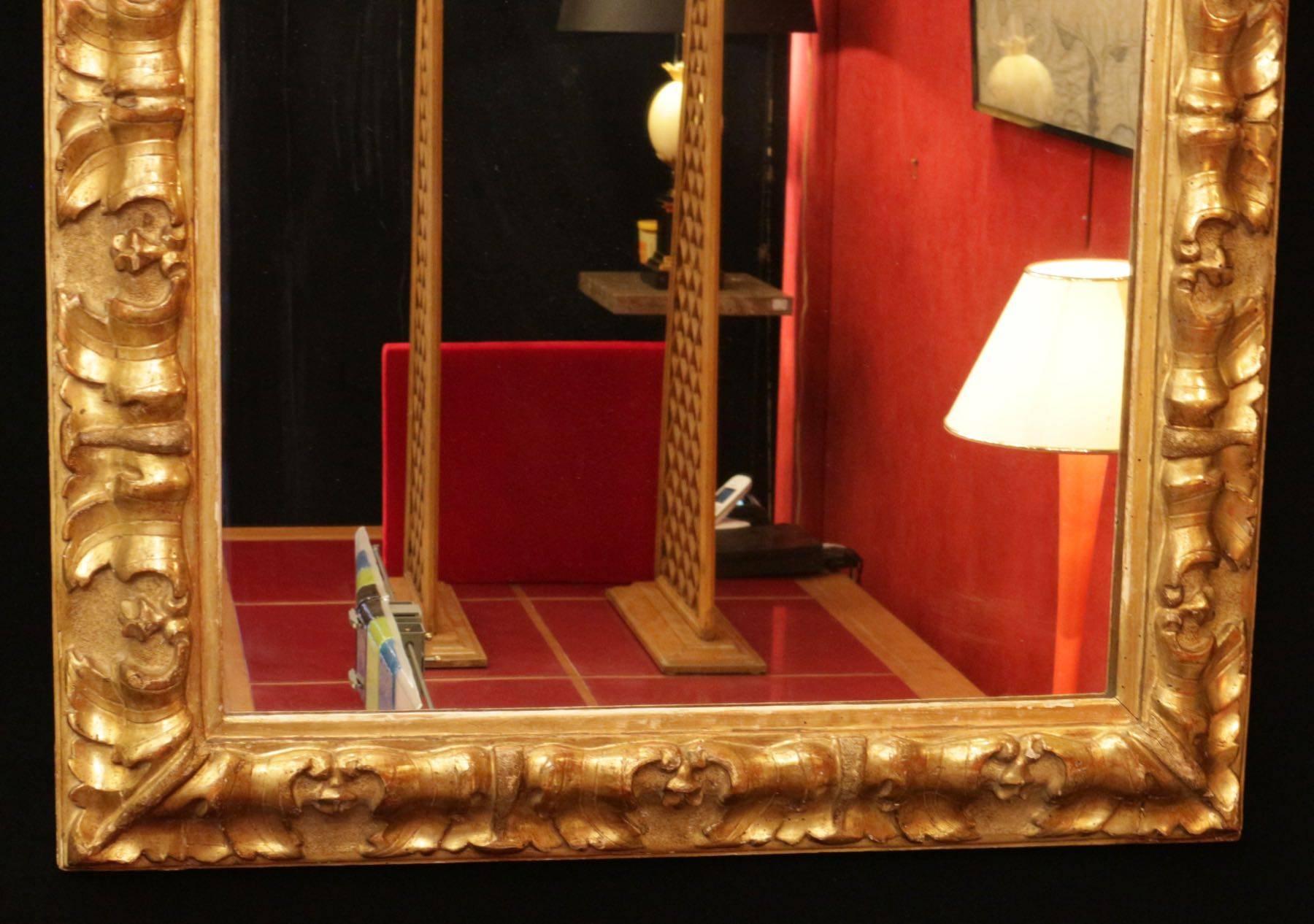 Mirror in Gilt Wood and Gesso from the 19th Century Period of Napoleon III In Good Condition In Saint-Ouen, FR