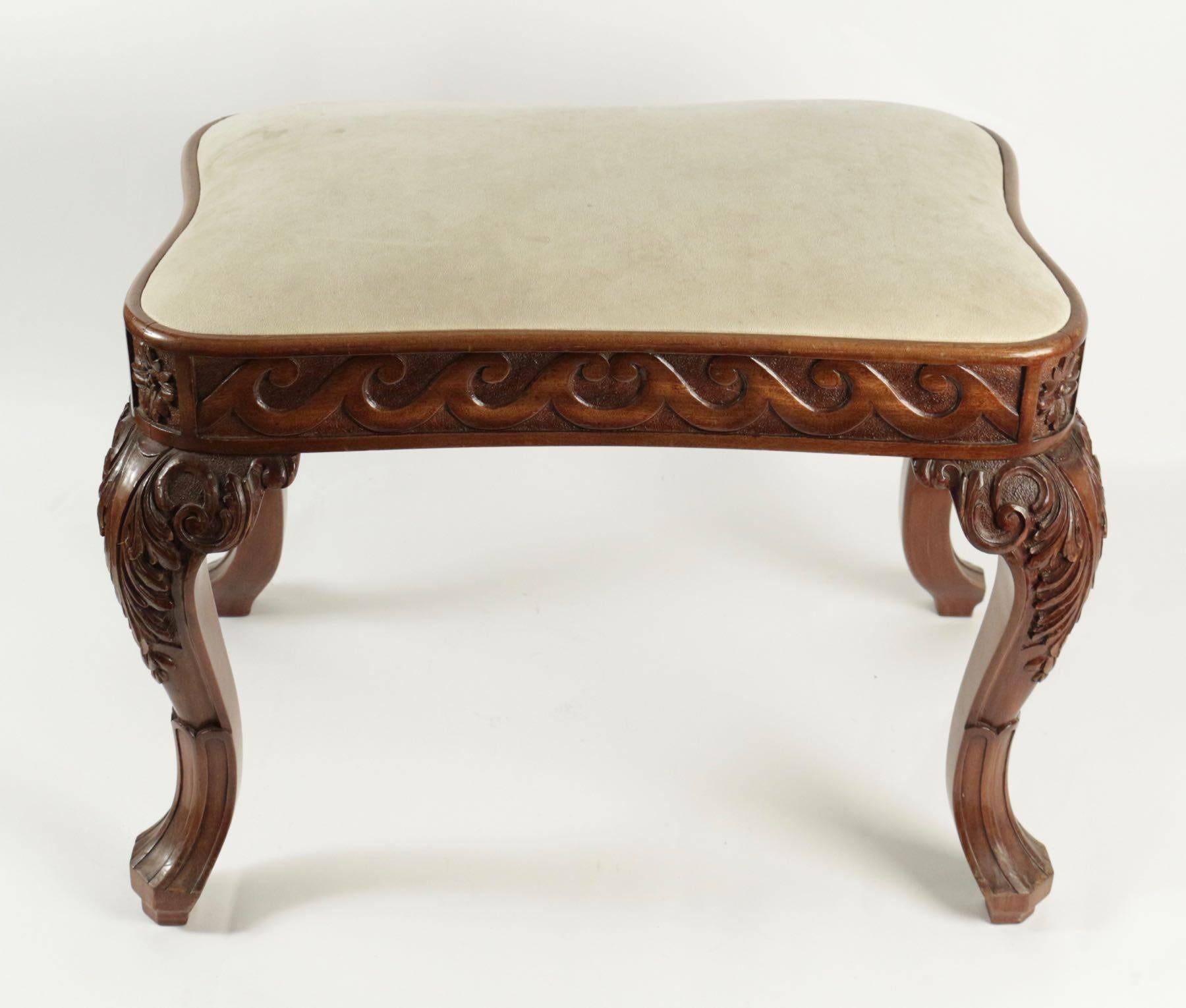 English Footstool in Solid Mahogany from the Beginning of the 20th Century In Excellent Condition In Saint-Ouen, FR