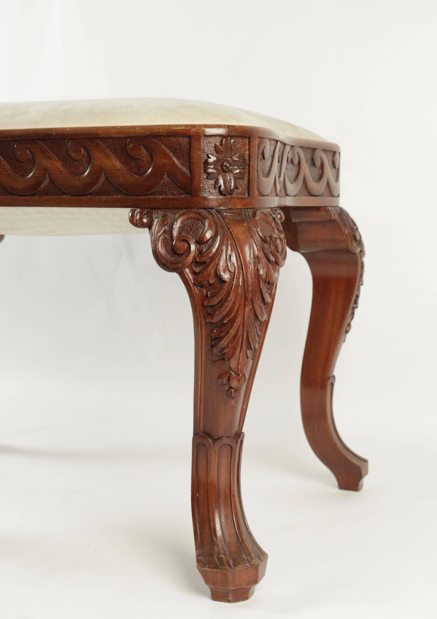 English Footstool in Solid Mahogany from the Beginning of the 20th Century 1