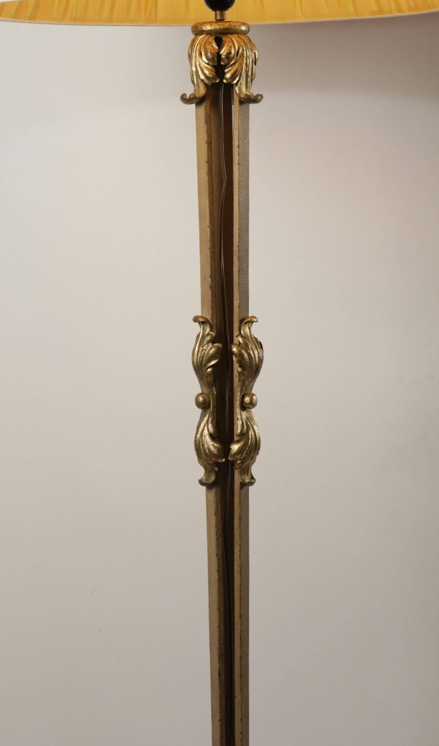 19th Century Beautiful Standing Lamp in Wrought Iron with Gold Gilded Accents