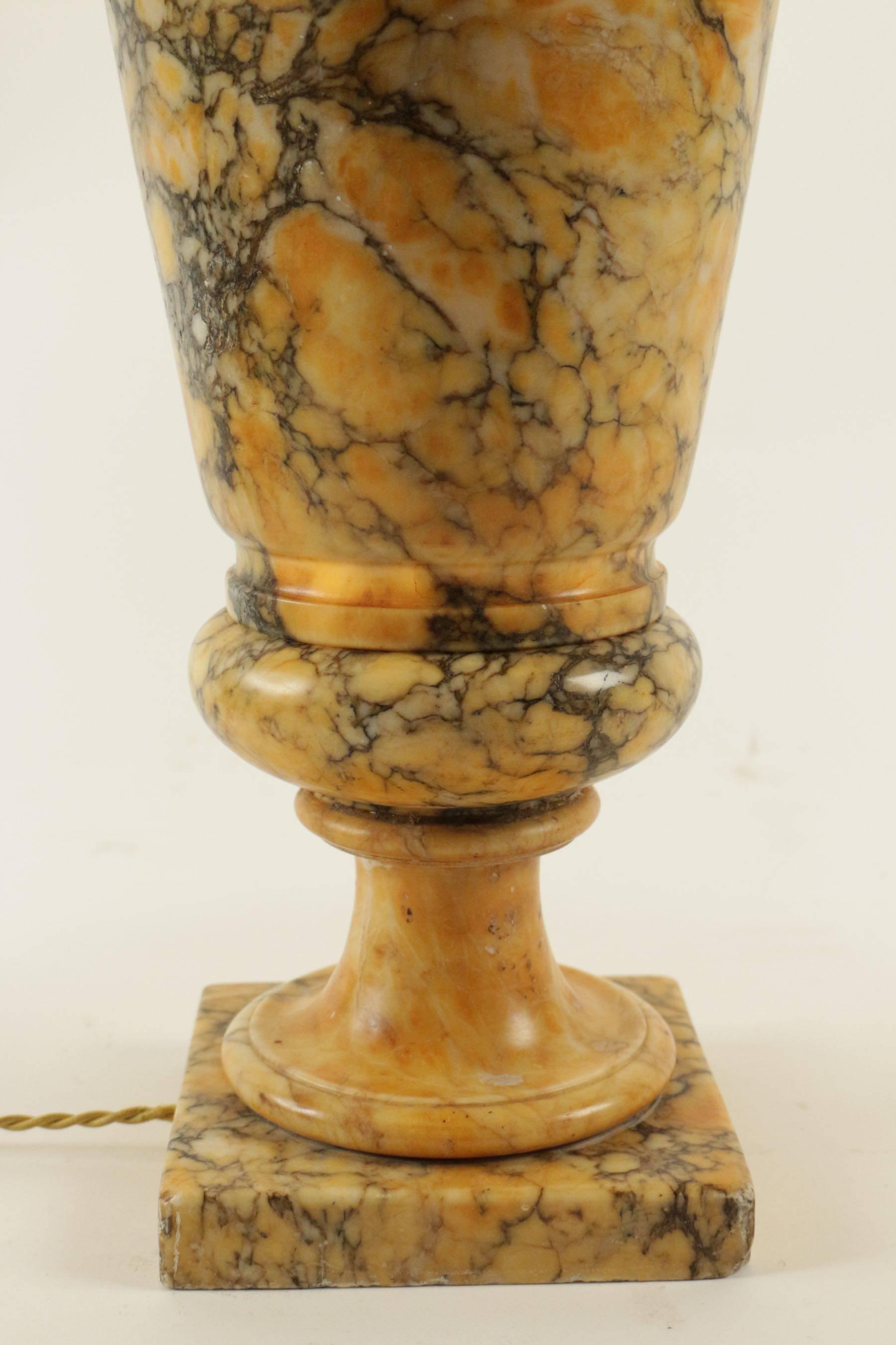 French Important Alabaster Lampe Illuminated in the Interior and Exterior