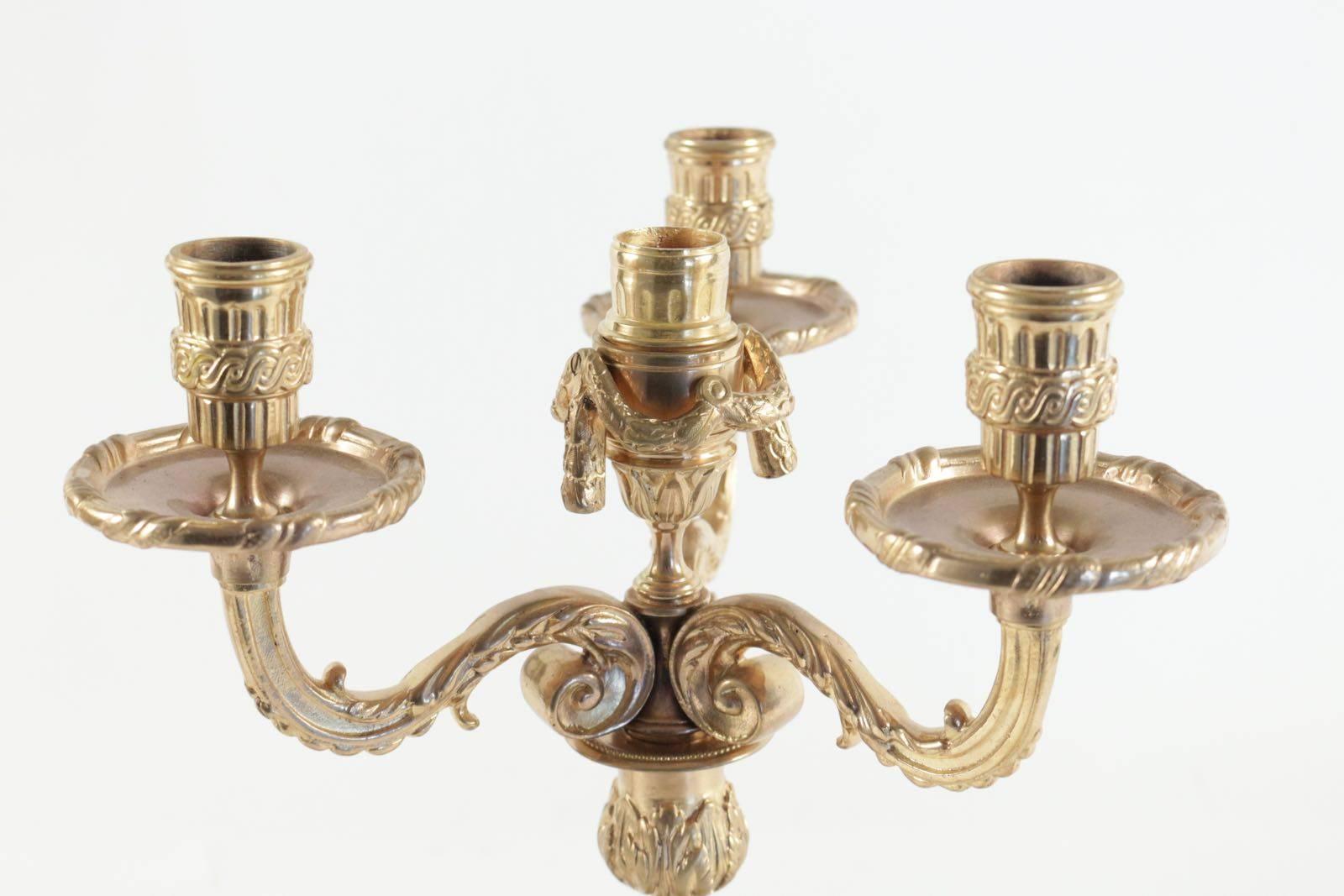 Pair of Candelabra in the Style of Louis XV in Gold Gilt Bronze, 19th Century In Excellent Condition In Saint-Ouen, FR