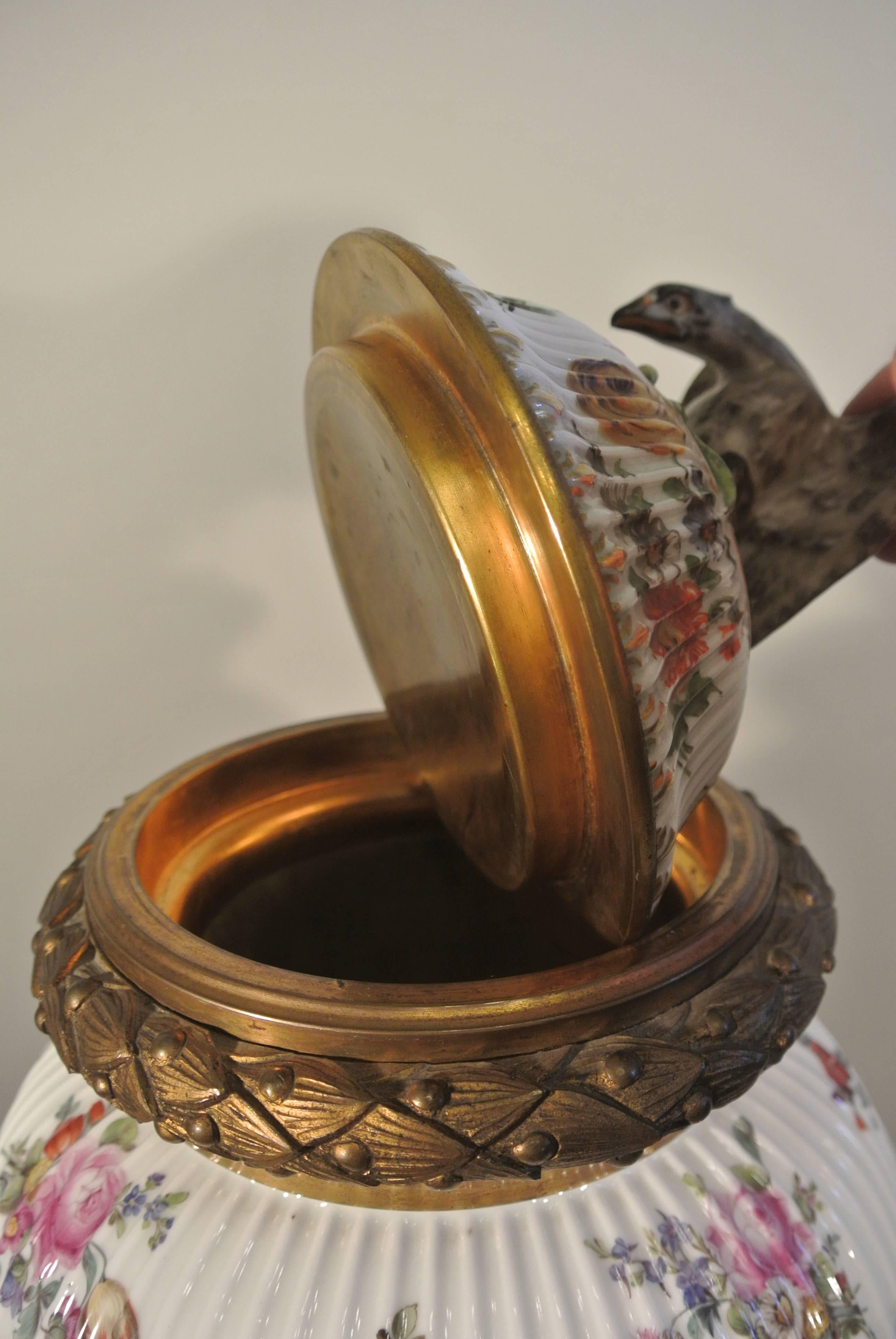 Covered Porcelain Bronze on Gilded Bronze Base from the 19th Century 2