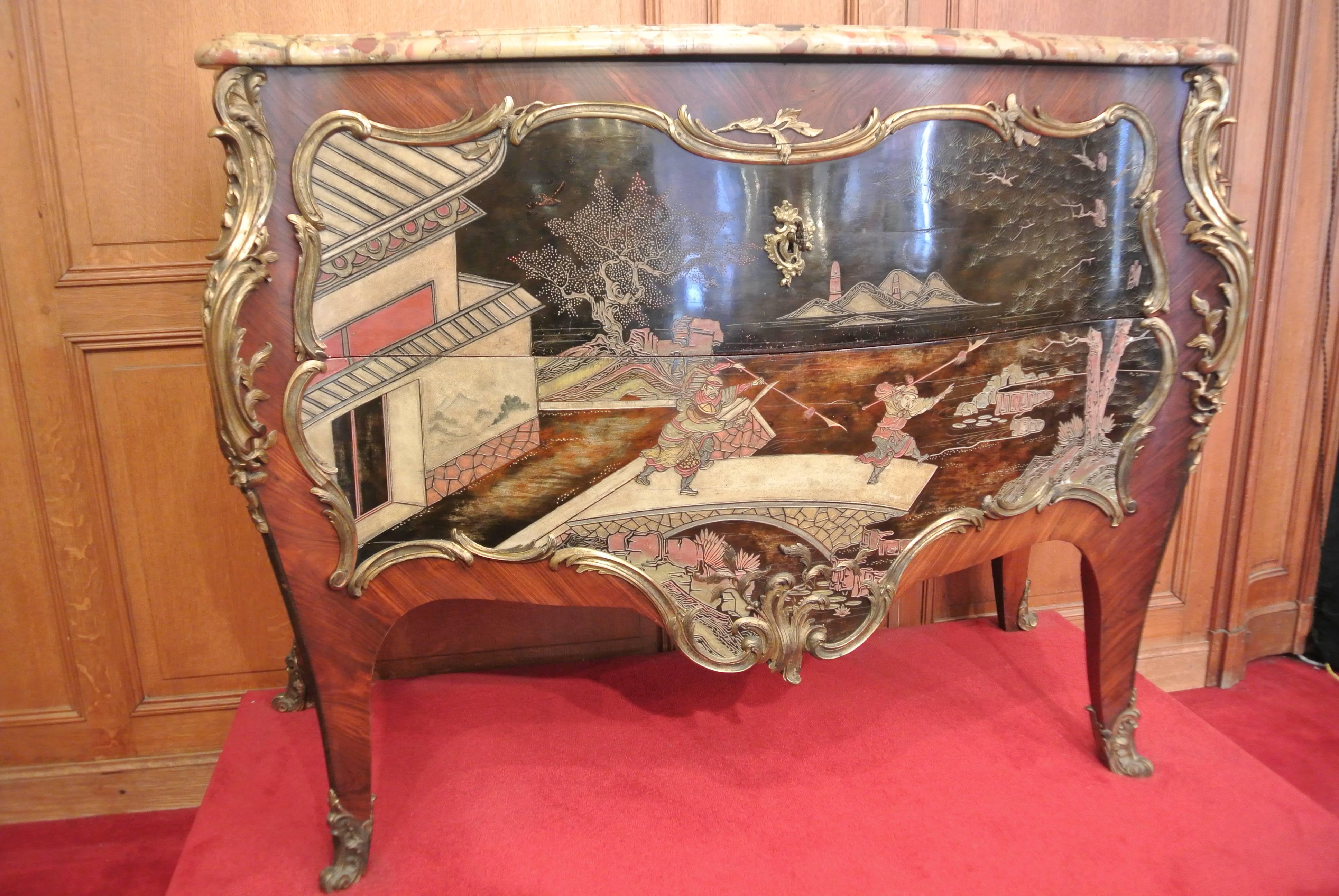 A Very Fine and Rare Commode in the Style of Louis XV of the 19th Century  4