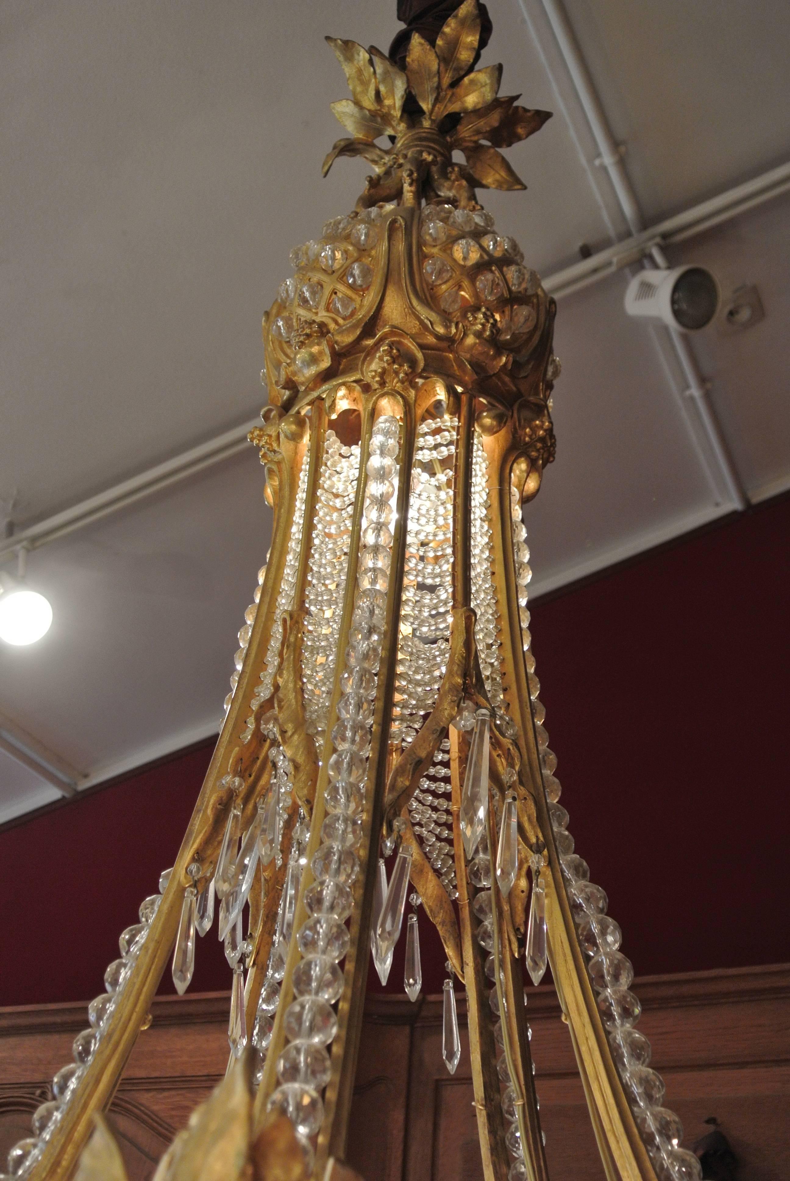 Exceptional Quality Large French Chandelier in Bronze Core and Cut Crystal. 1