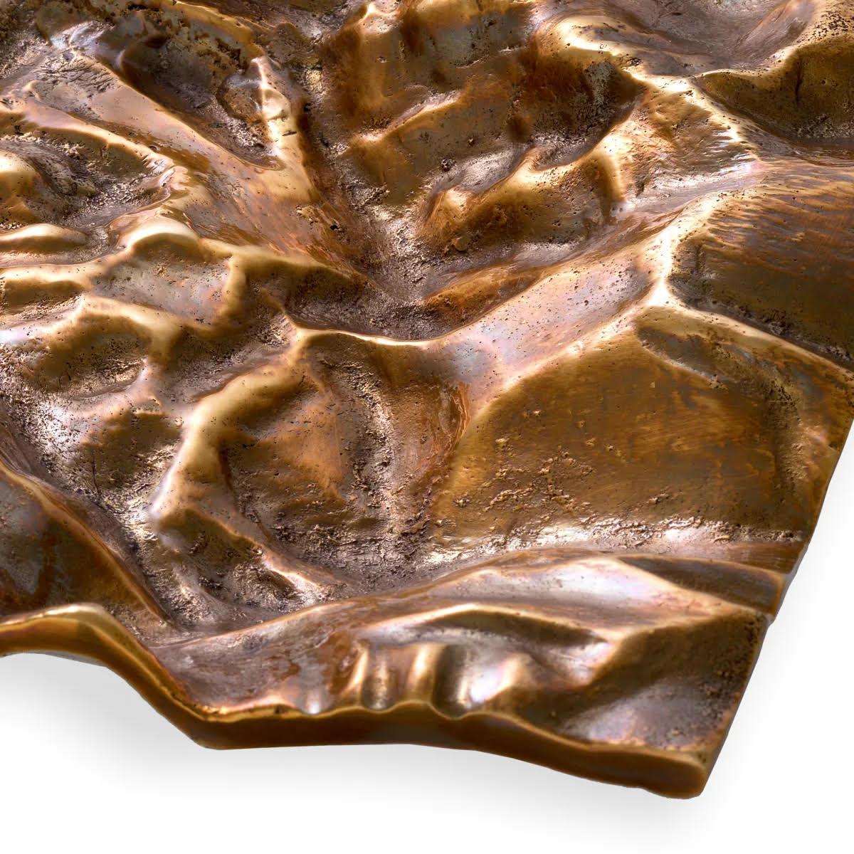 Pair of Patinated Brass Trays, Modern Design. In New Condition For Sale In Saint-Ouen, FR