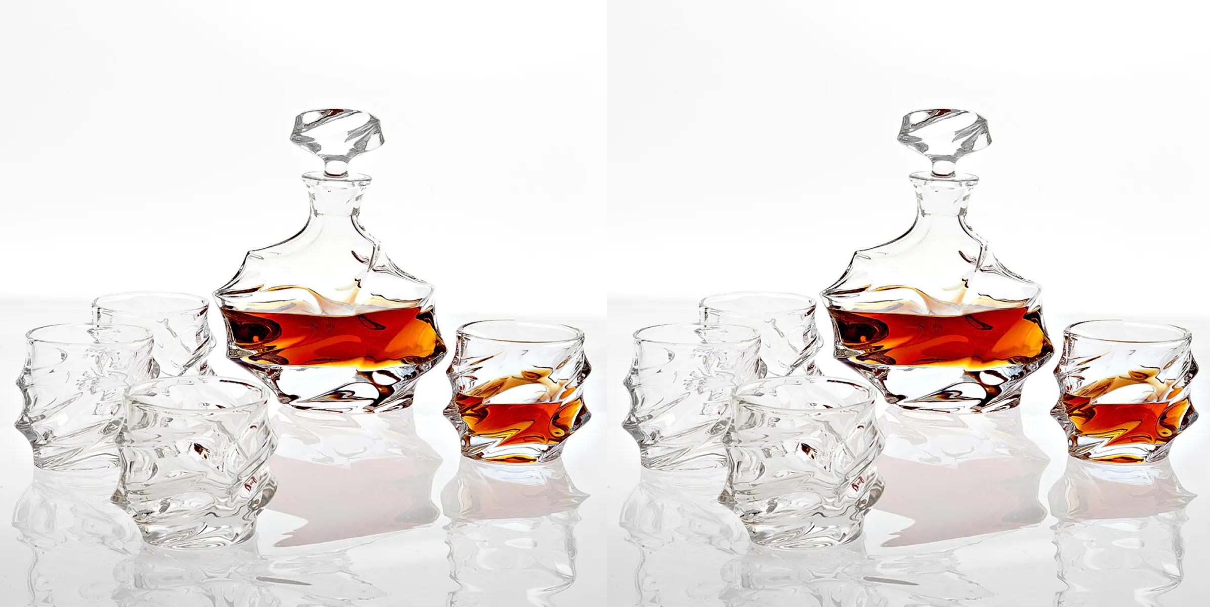 Set of Two 1920s-Style Crystal Decanters and Eight Glasses. For Sale 1