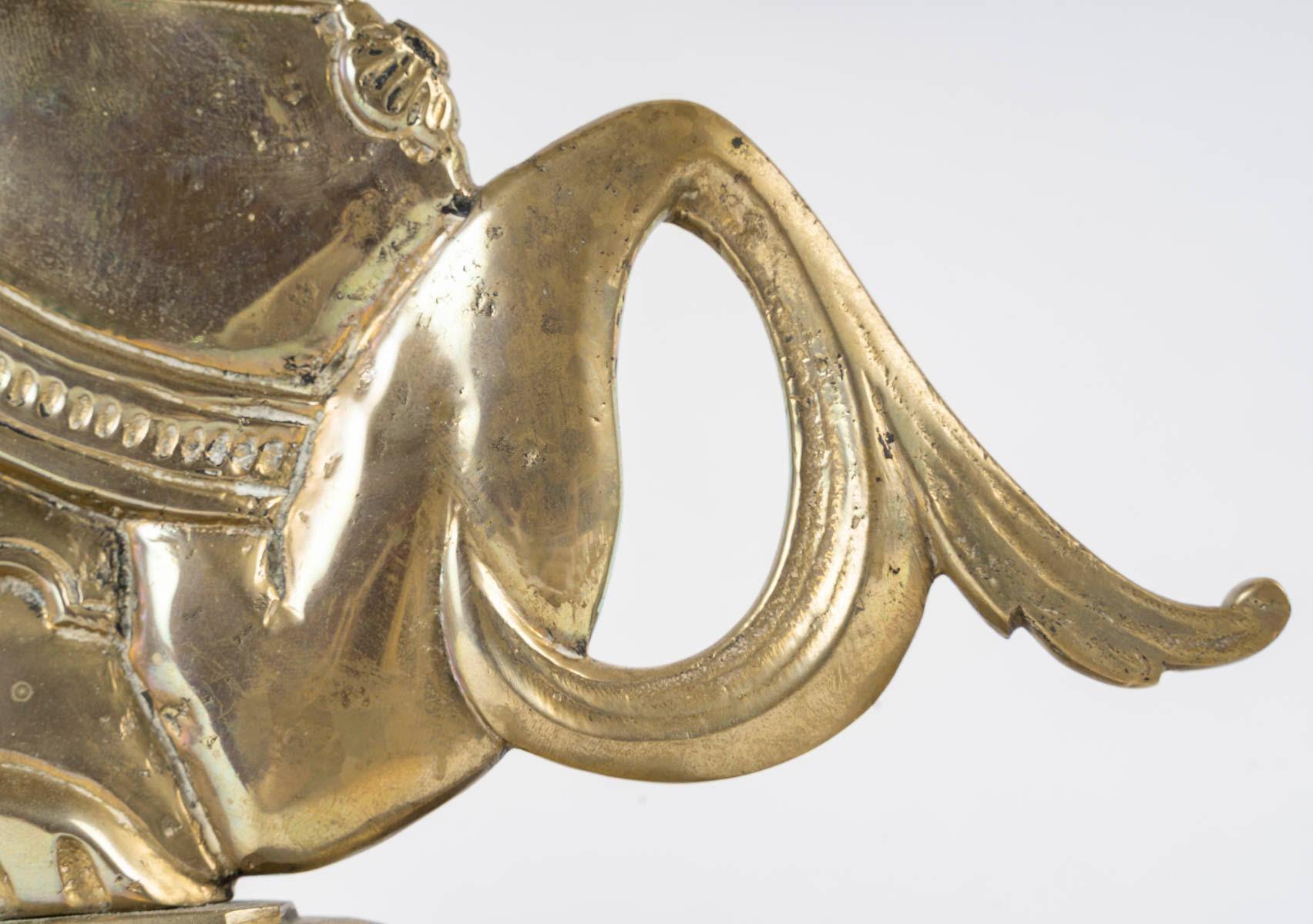 Bronzo Coppia di basi per lampade in marmo e bronzo, XX secolo. in vendita