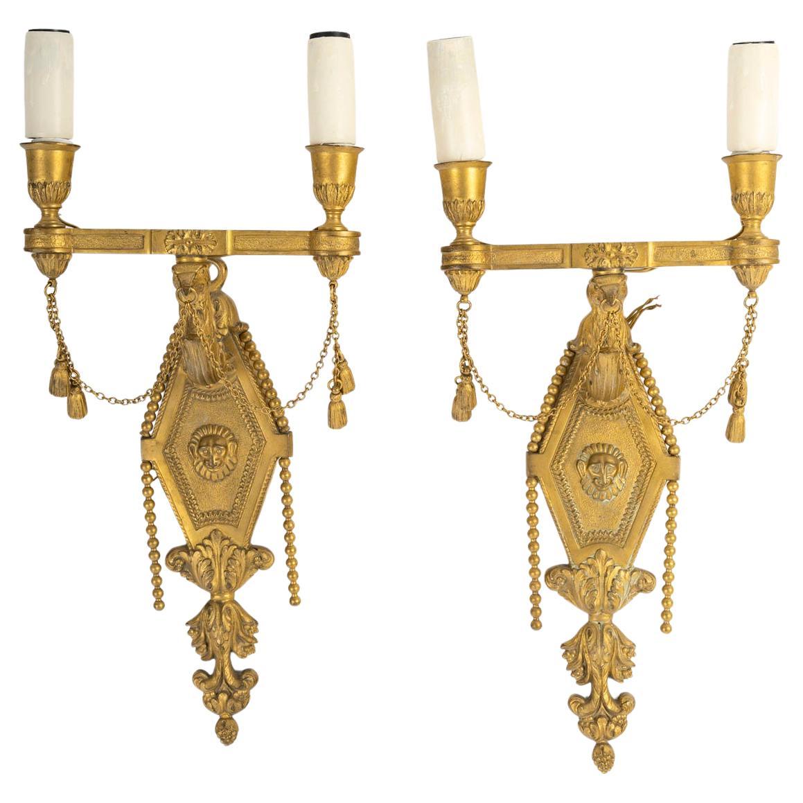 Pareja de Apliques de Bronce Dorado Estilo Imperio, Siglo XIX. en venta