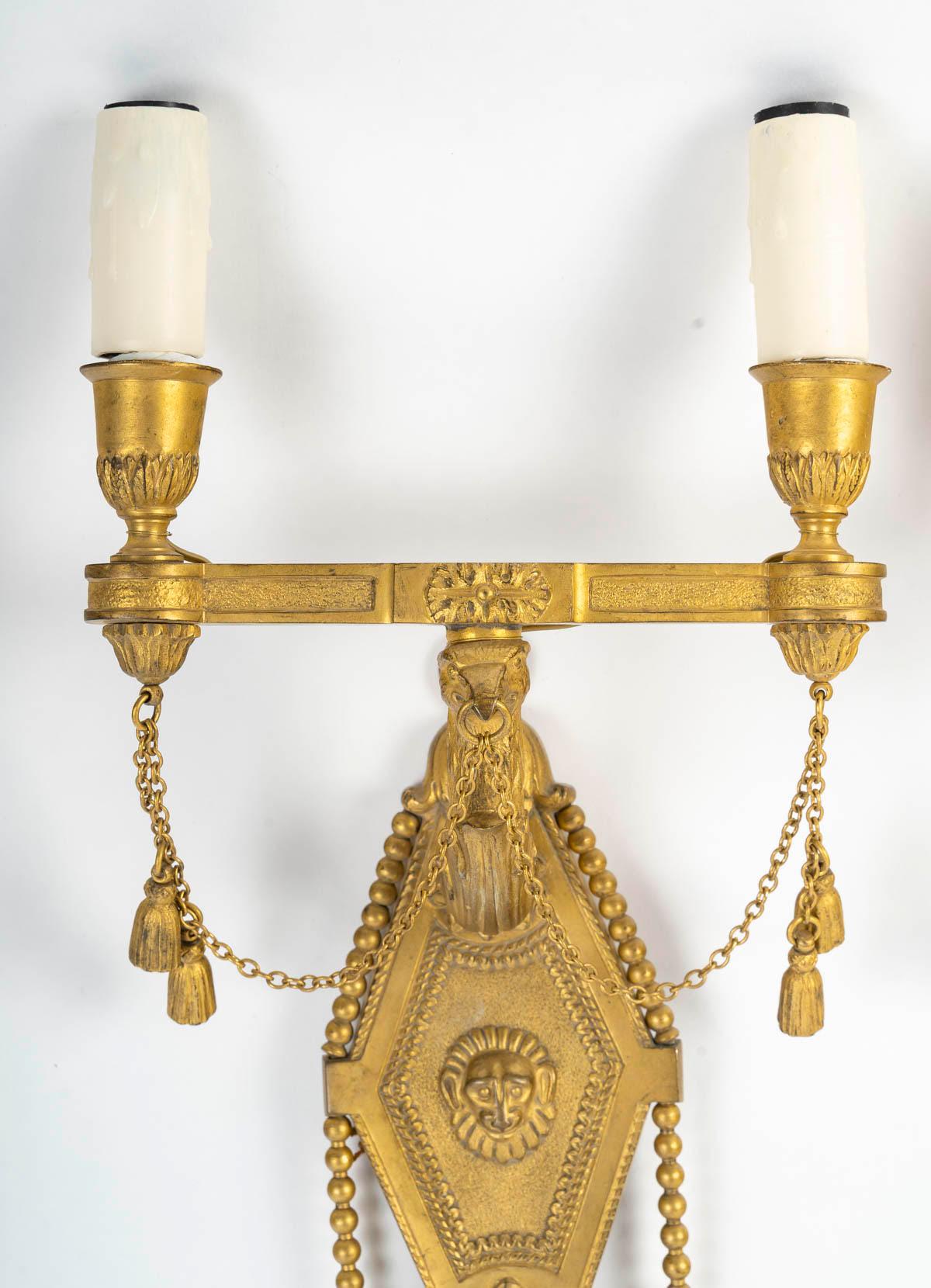 Pareja de Apliques de Bronce Dorado Estilo Imperio, Siglo XIX. en venta 1