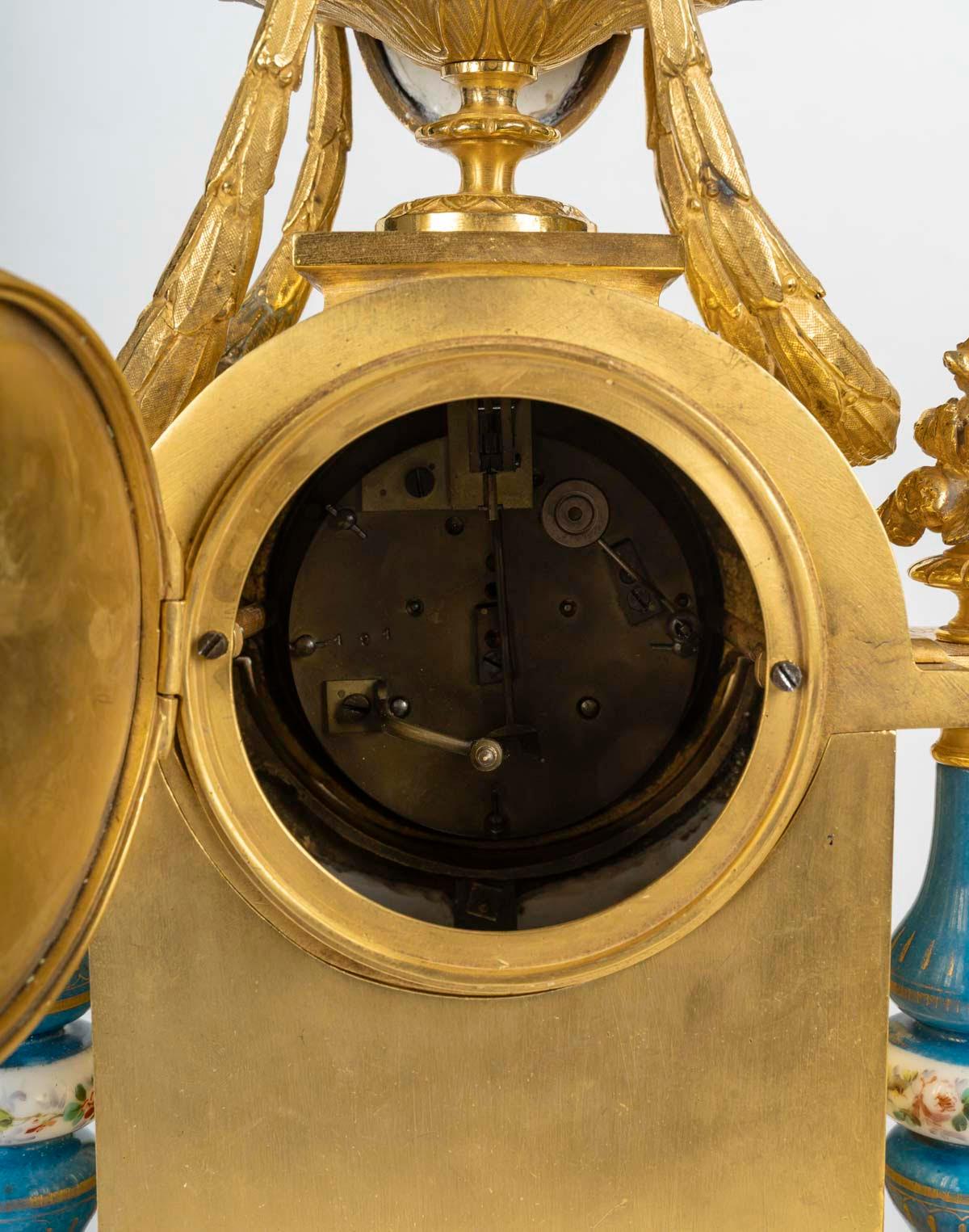 Gilded Bronze and Sèvres Porcelain Mantelpiece Set, Napoleon III Period. For Sale 1