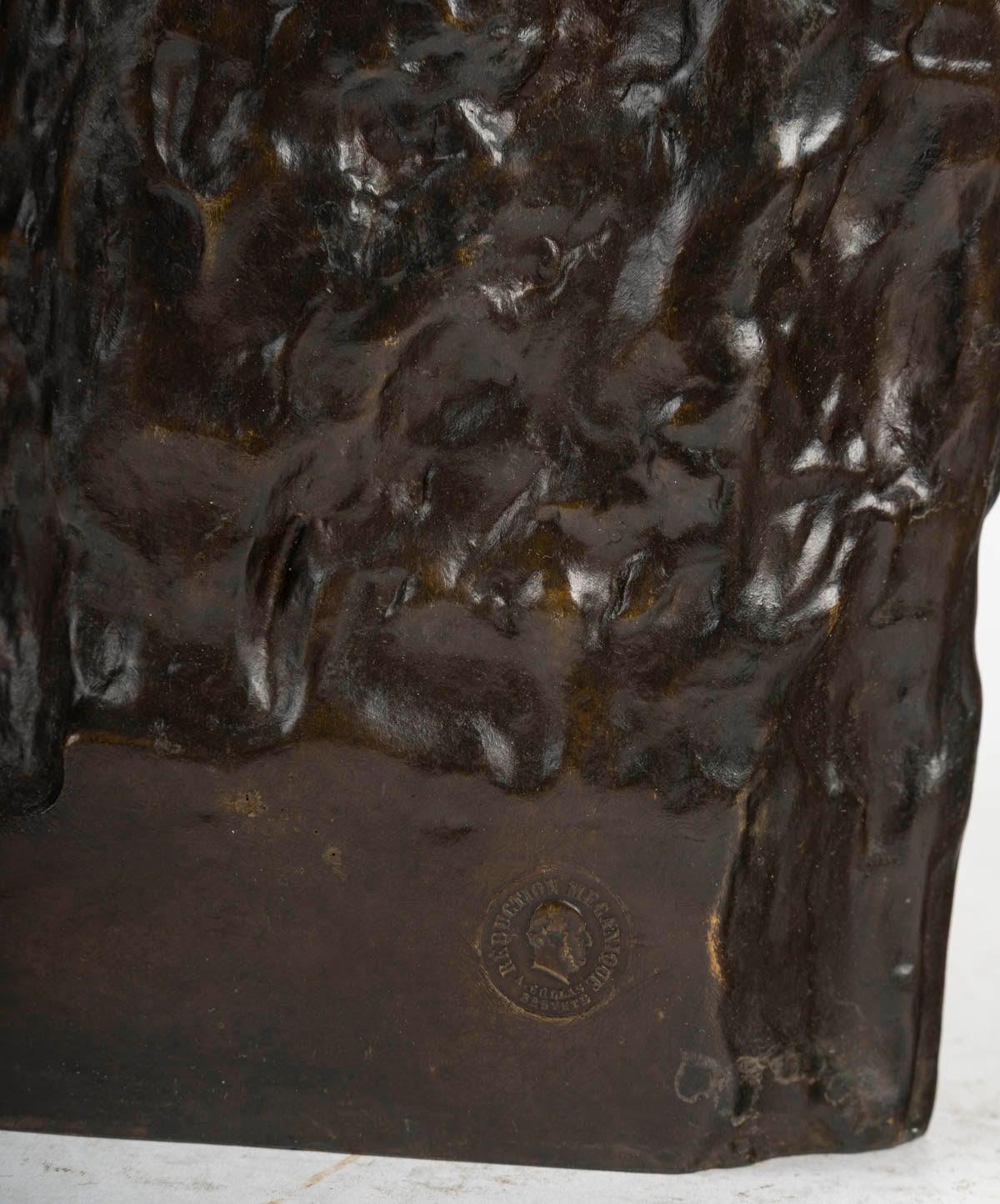 Sculpture en bronze patiné de Paul Dubois, XIXe siècle, période Napoléon III. en vente 5