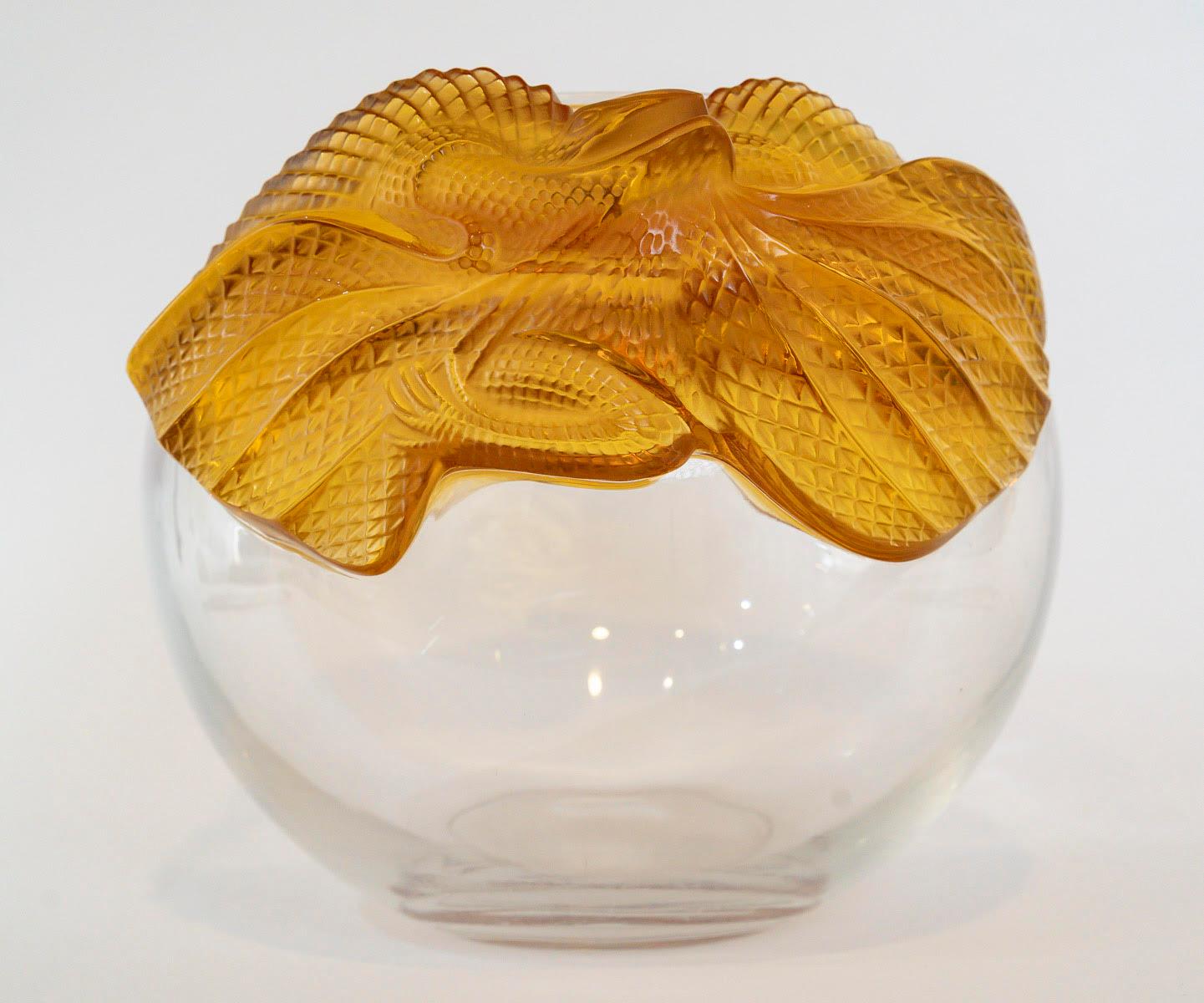Vase en cristal de Lalique, 20e siècle. Bon état - En vente à Saint-Ouen, FR