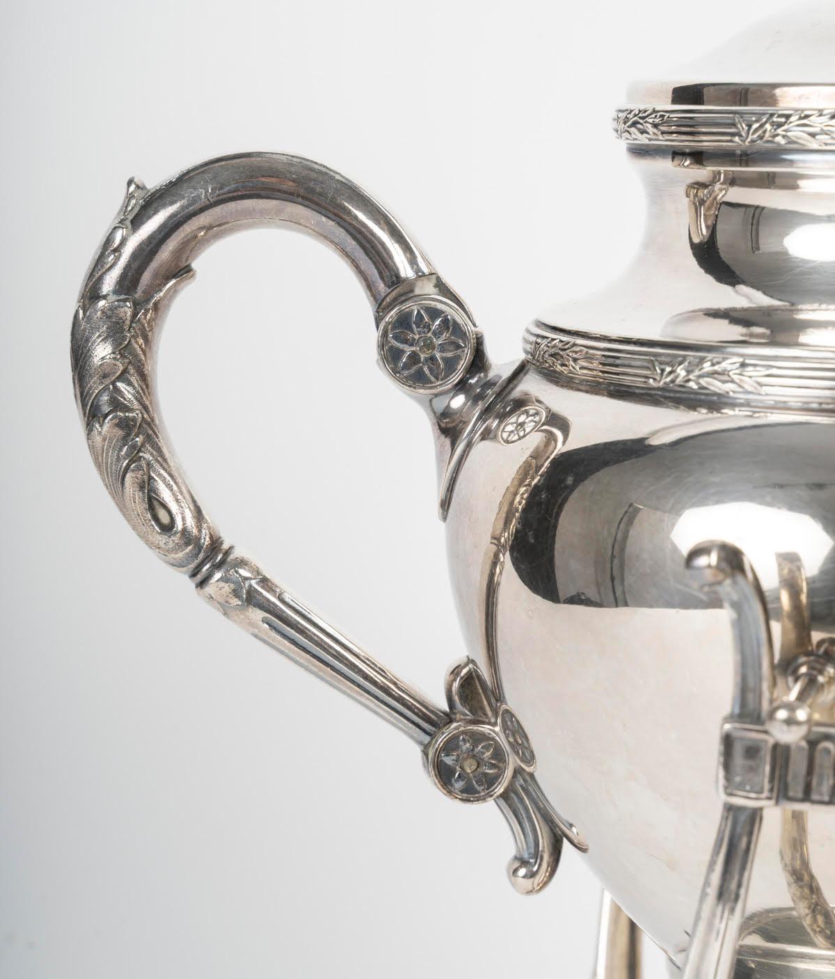 Samovar in argento Christofle, stile Napoleone III, 20° secolo. In condizioni buone in vendita a Saint-Ouen, FR