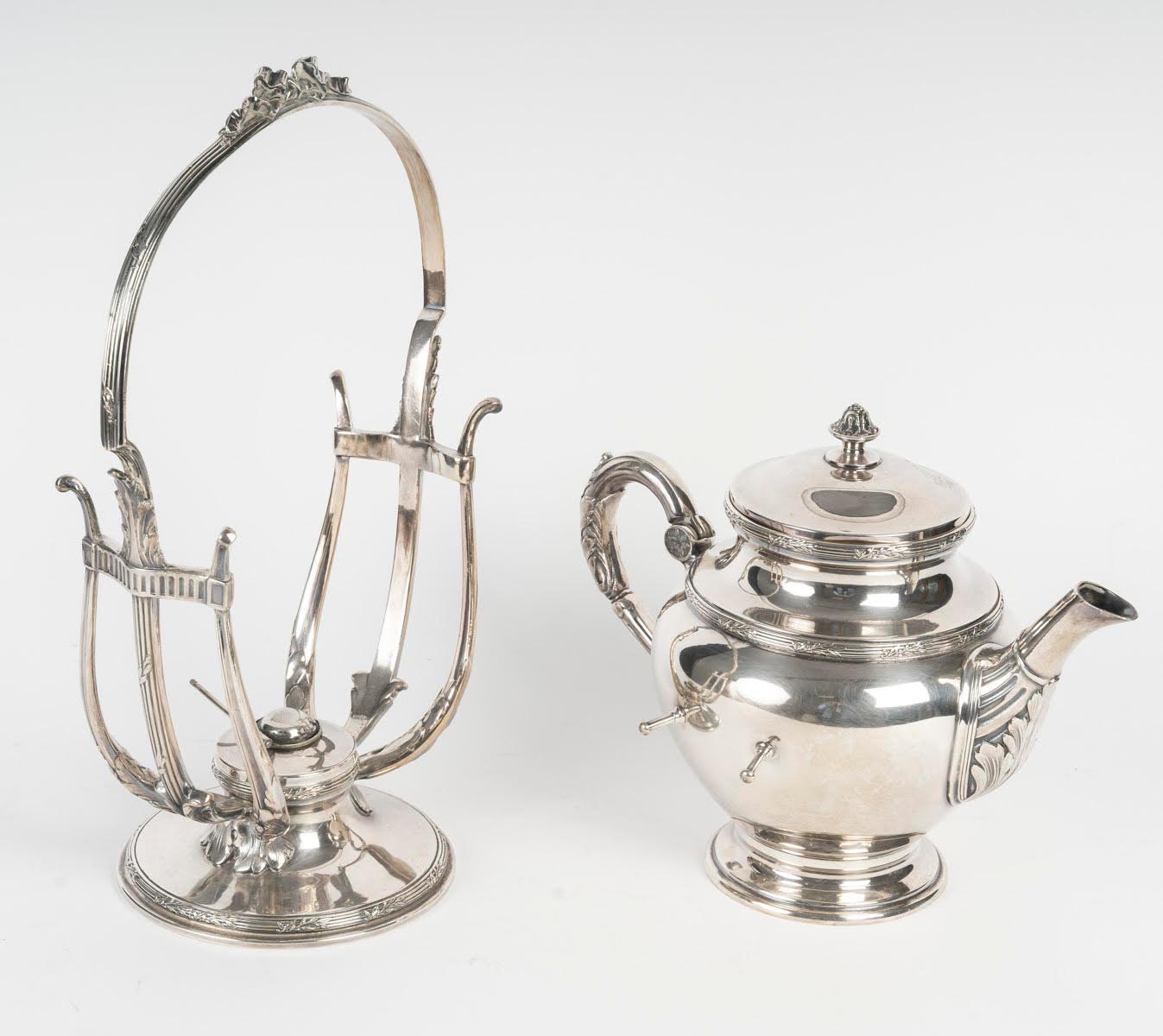 Placcato argento Samovar in argento Christofle, stile Napoleone III, 20° secolo. in vendita