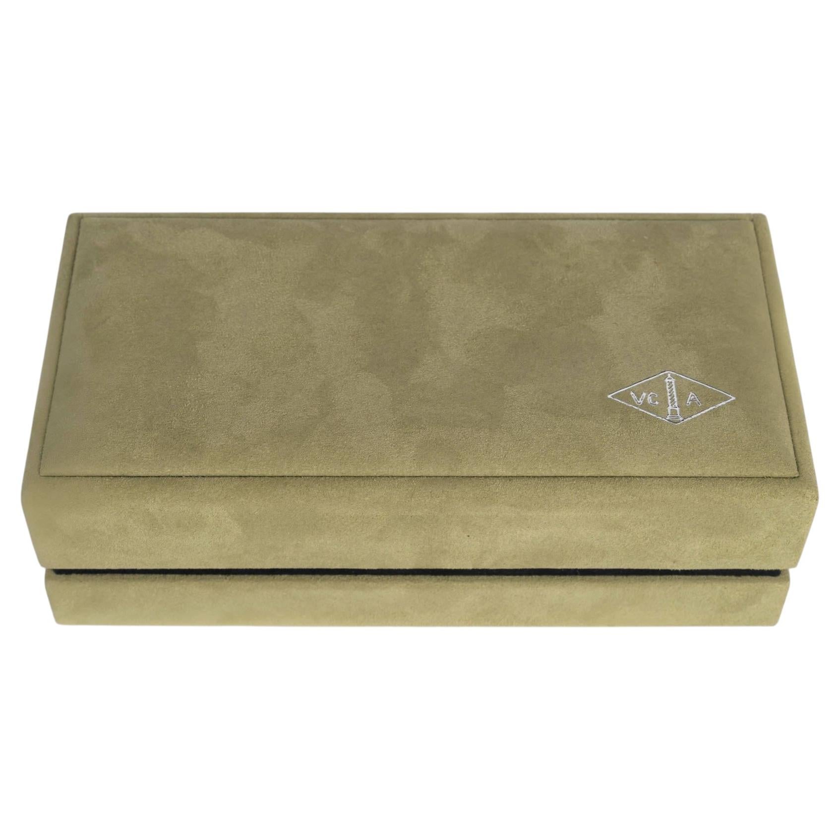Bracelet Box By Van Cleef & Arpels, 1990. For Sale