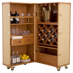 Bar Cabinet in Rattan Look and Gold Finish, Contemporary Style
