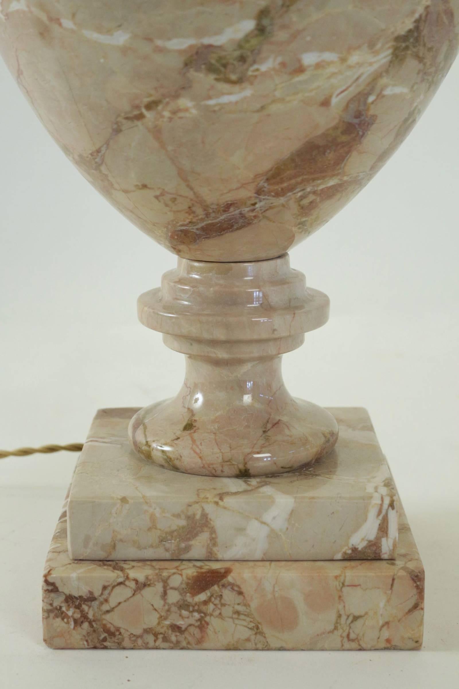 Lampe en marbre du XXe siècle Bon état - En vente à Saint-Ouen, FR