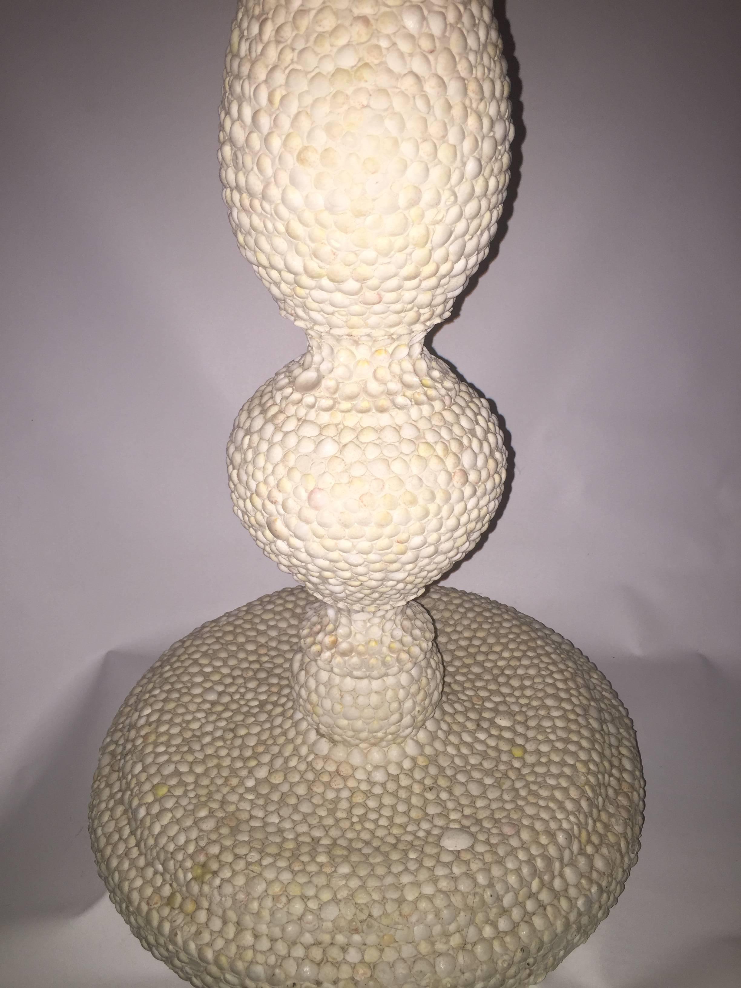 American White Shell Encrusted Pedestal Stand