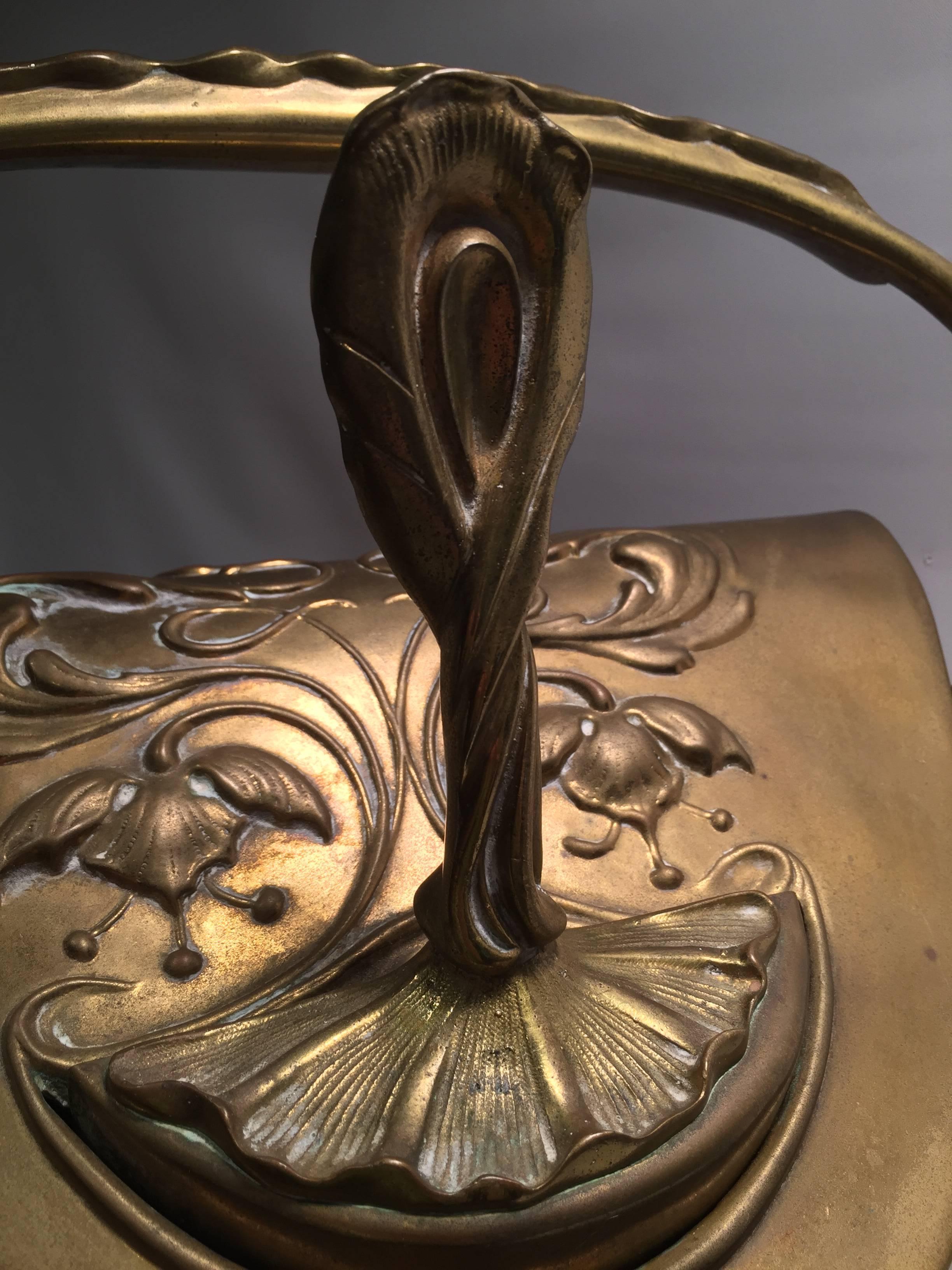 English Antique Brass Art Nouveau Coal Scuttle with Shovel