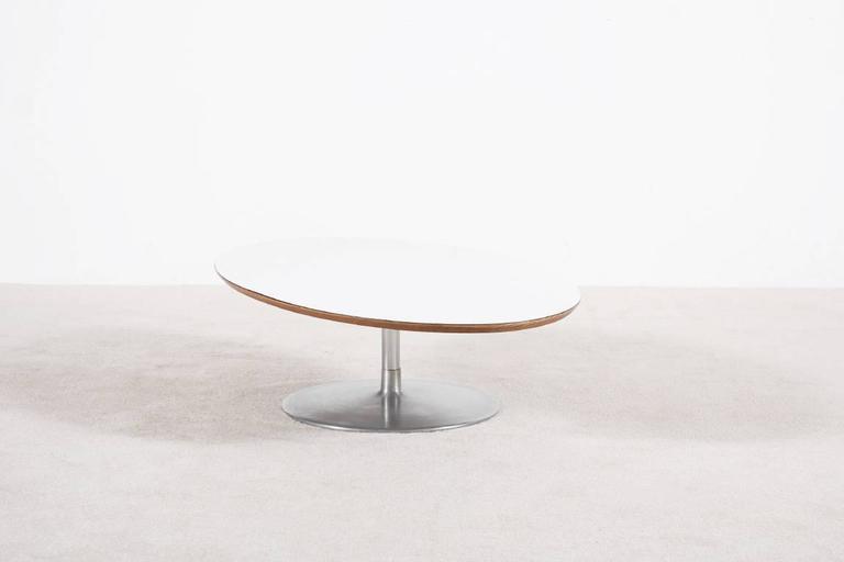 Pierre Paulin Coffee Table For Artifort 1960s At 1stdibs Pierre Paulin Oval Coffee Table For Artifort Circa 1960 We Also Got The Round