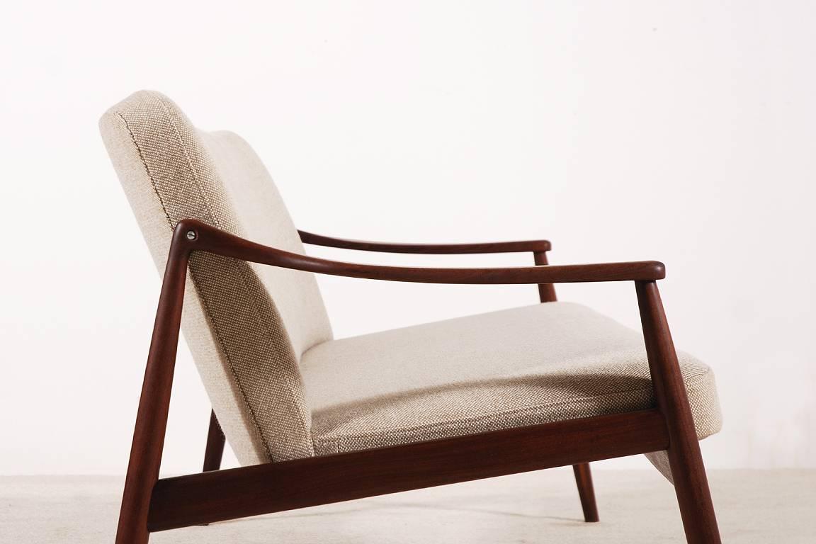 Mid-20th Century Beautiful Hartmut Lohmeyer Three-Seat Teak Sofa for Wilkhahn, 1950s