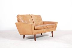 Skandinavisches zweisitziges Ledersofa:: 1960