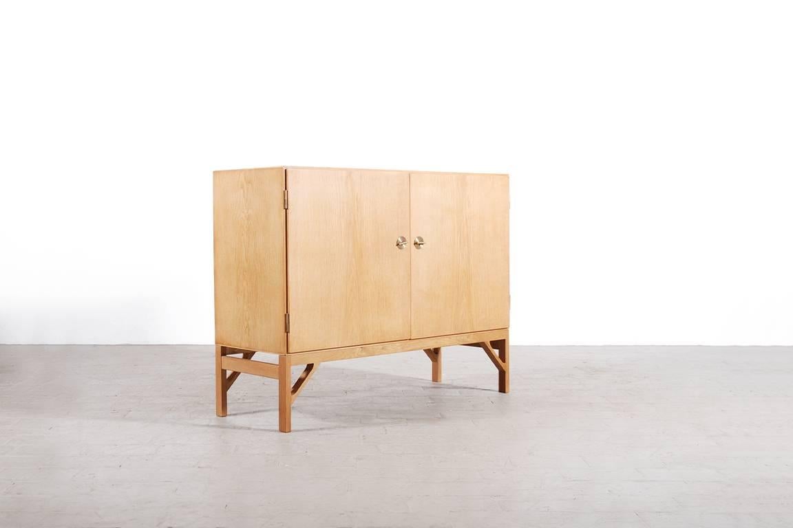 Danish Børge Mogensen Pair of Oak Cabinets for FDB Møbler, 1960s