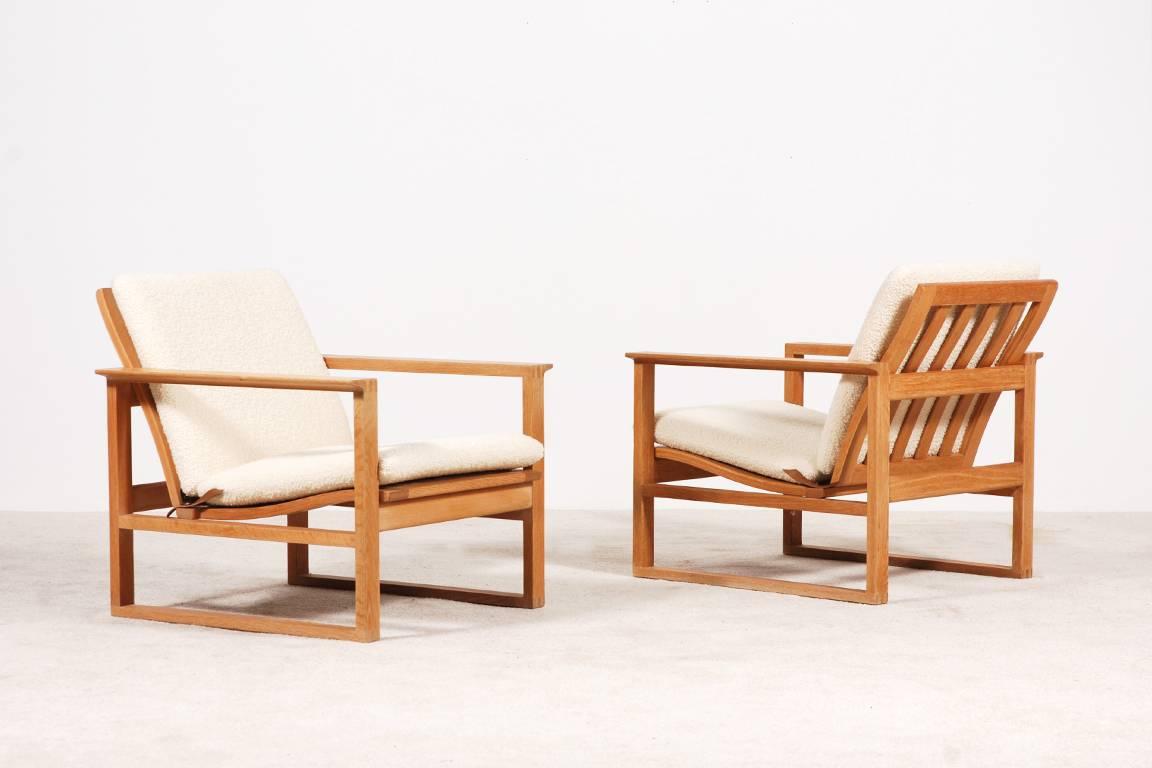 Scandinavian Modern Børge Mogensen Pair of Lounge Oak Chair Model 2256, 1956