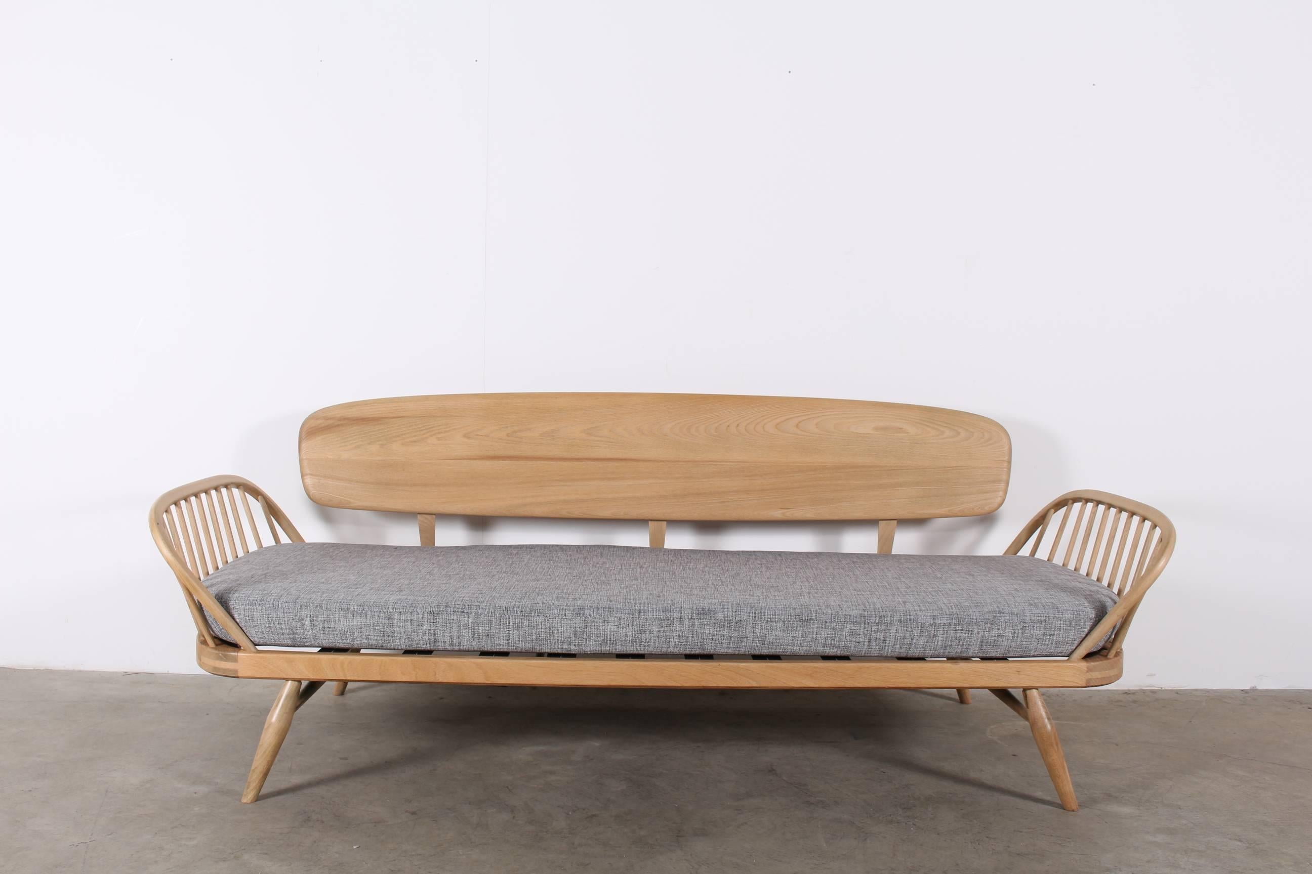 ercol daybed for sale
