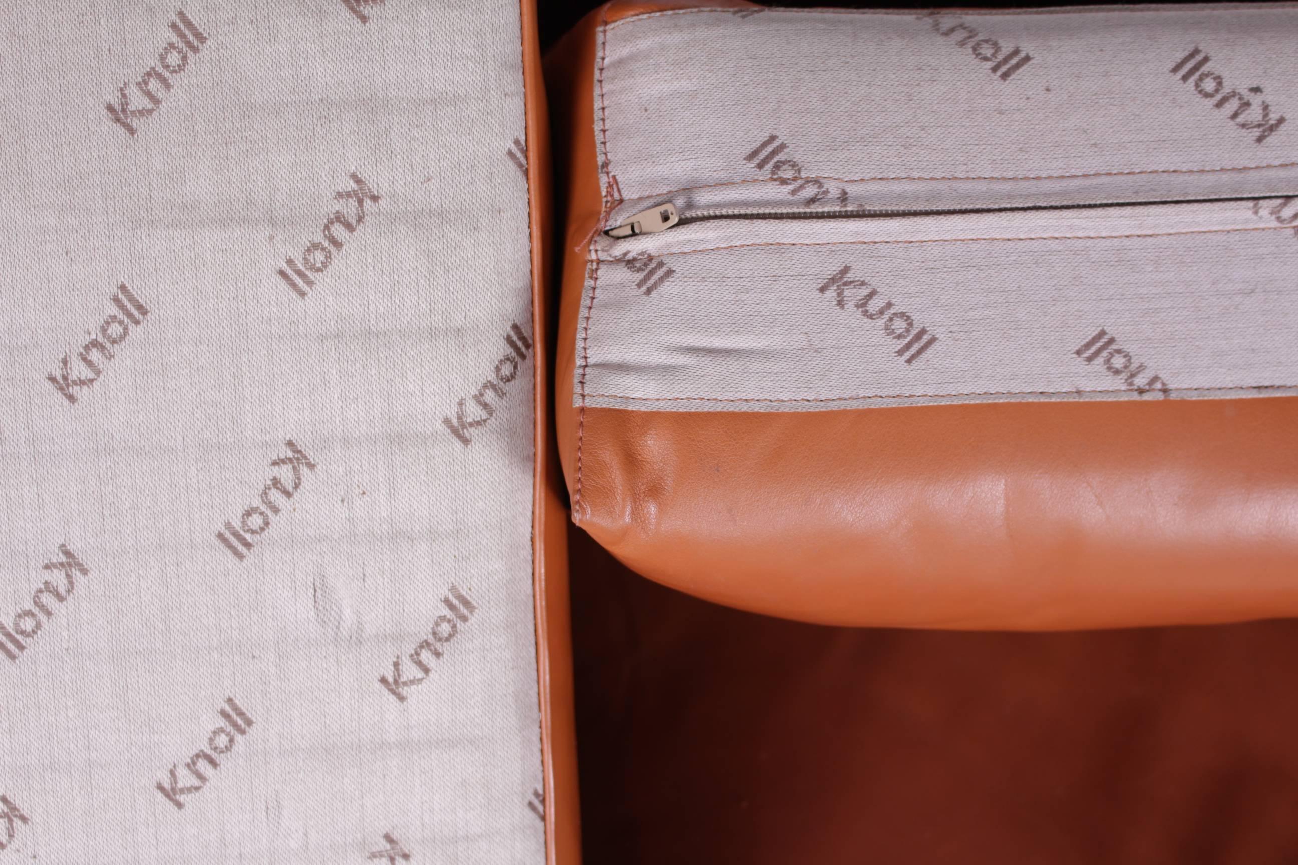 Tobia Scarpa for Knoll Bastiano Leather Sofa 1