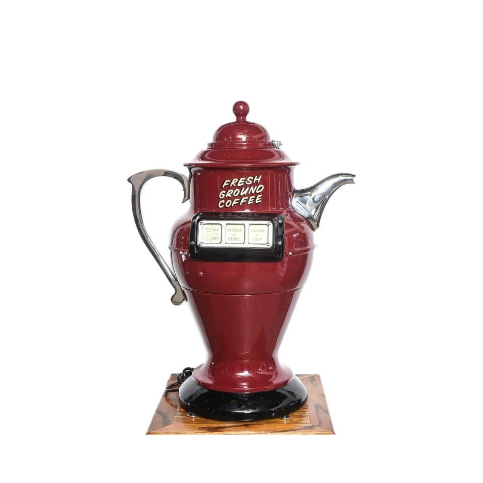 Step right up, get your fresh ground coffee! This very rare and very large 1920s American Duplex Coffee Grinder is the must-have kitchen/coffeehouse accessory for any coffee enthusiast.

Only 100 coffee-pot grinders with aluminum handles were