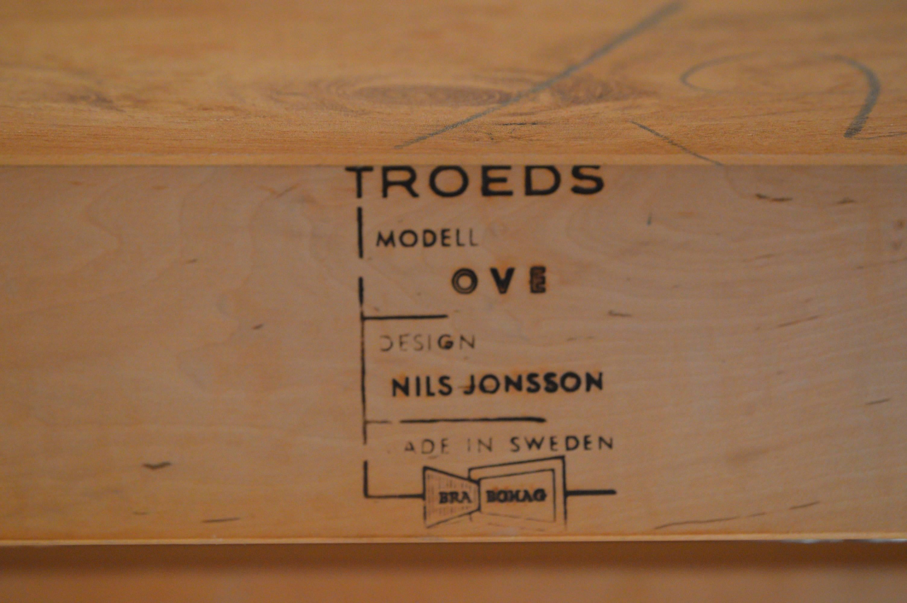 Nils Jonsson for Troeds Teak Dining Table with Two Leaves 1