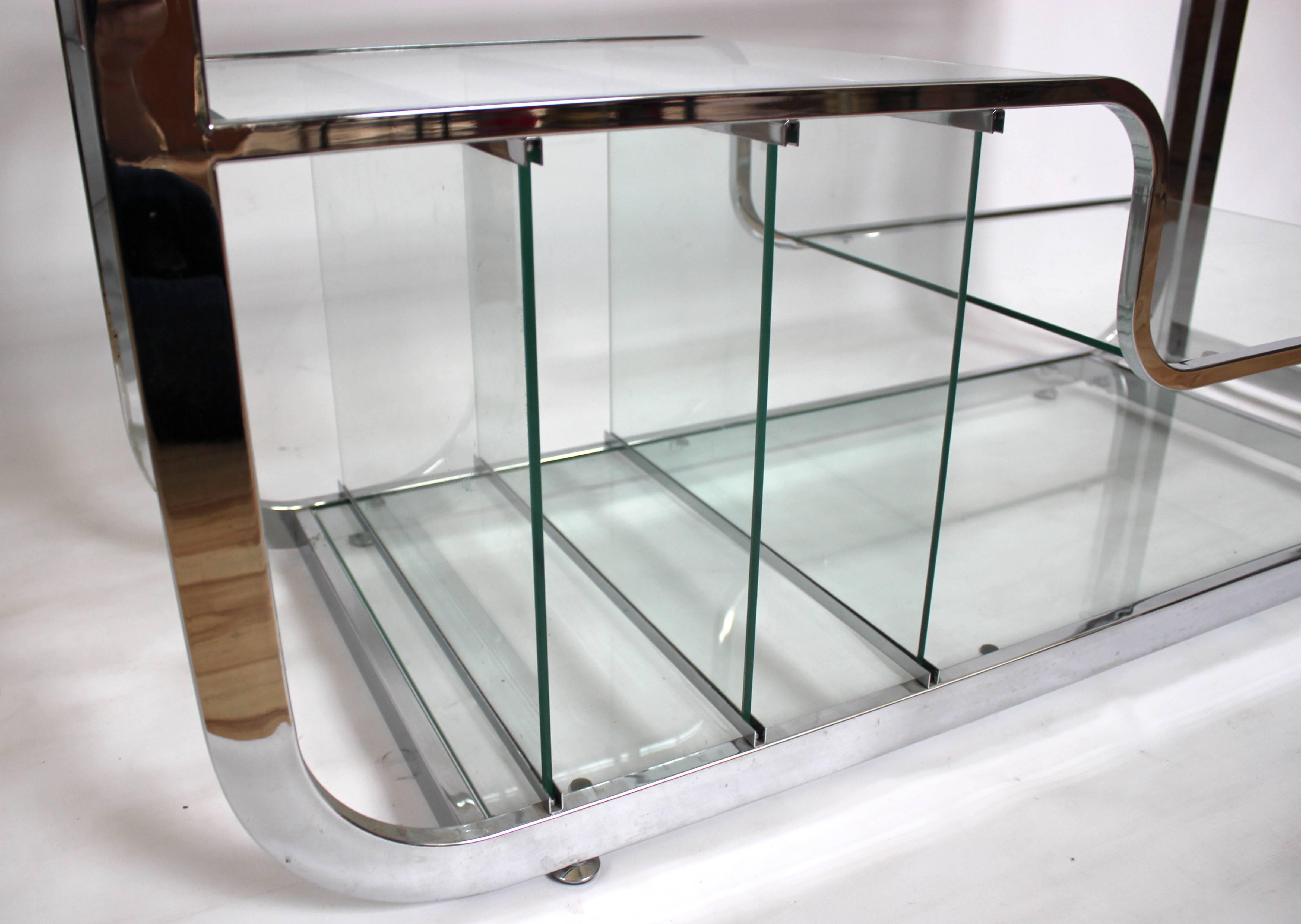 Mid-Century Modern 1970s Chrome and Glass Etagere by Milo Baughman