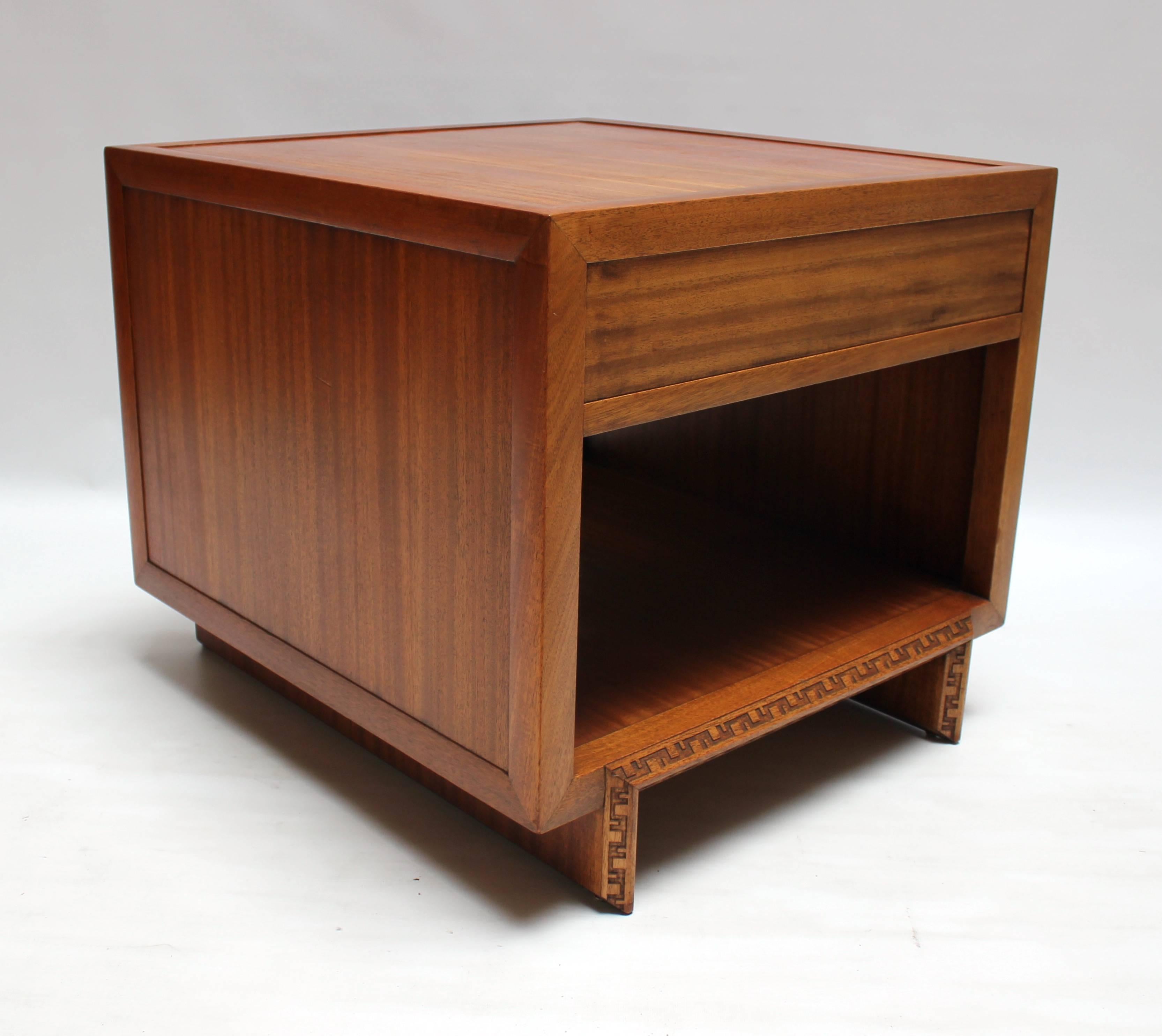 1950s Frank Lloyd Wright for Heritage Henredon Talesian Side Table with Drawer In Good Condition In Sacramento, CA