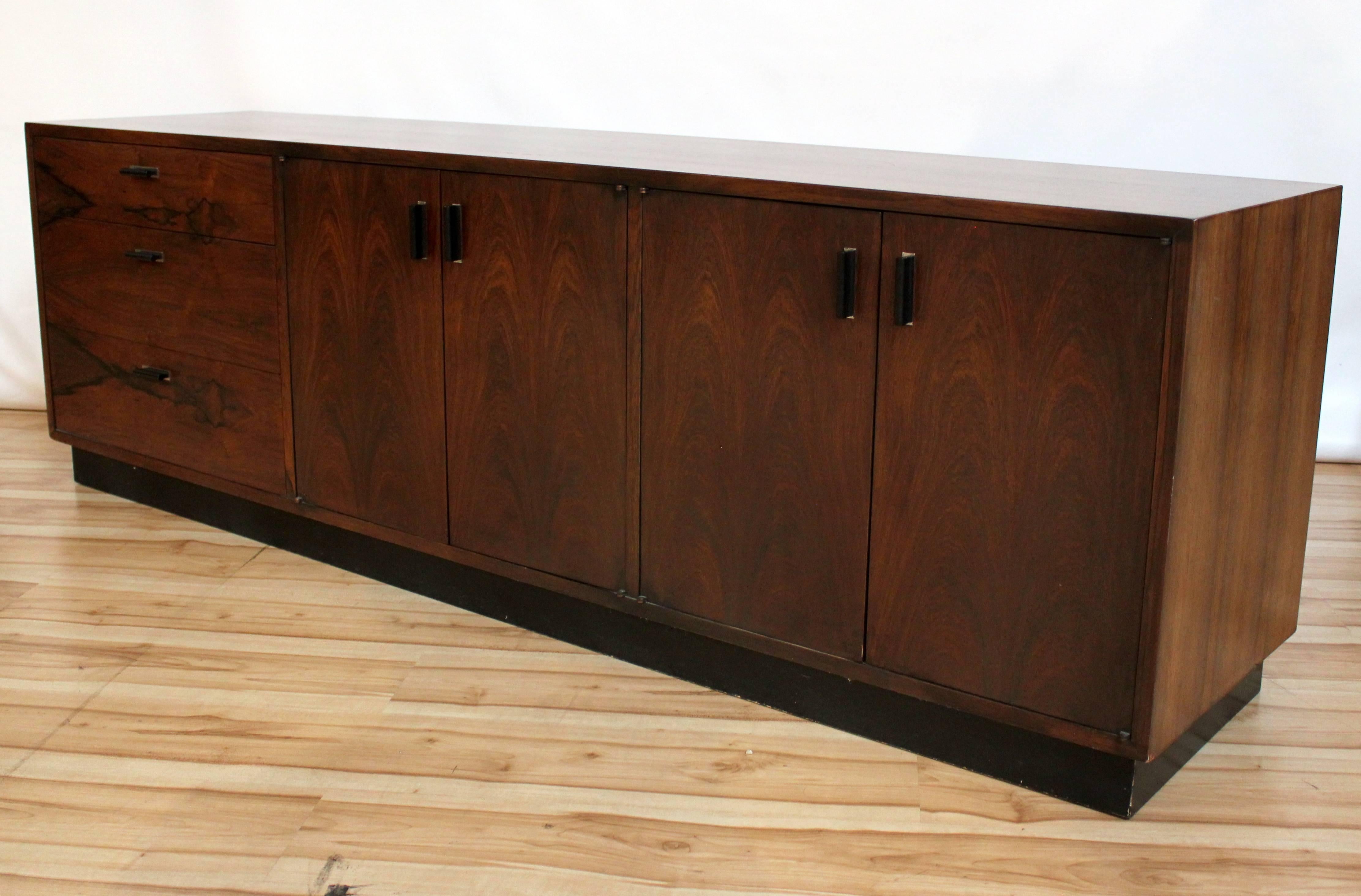 Mid-Century Modern 1950s Harvey Probber Rosewood Credenza