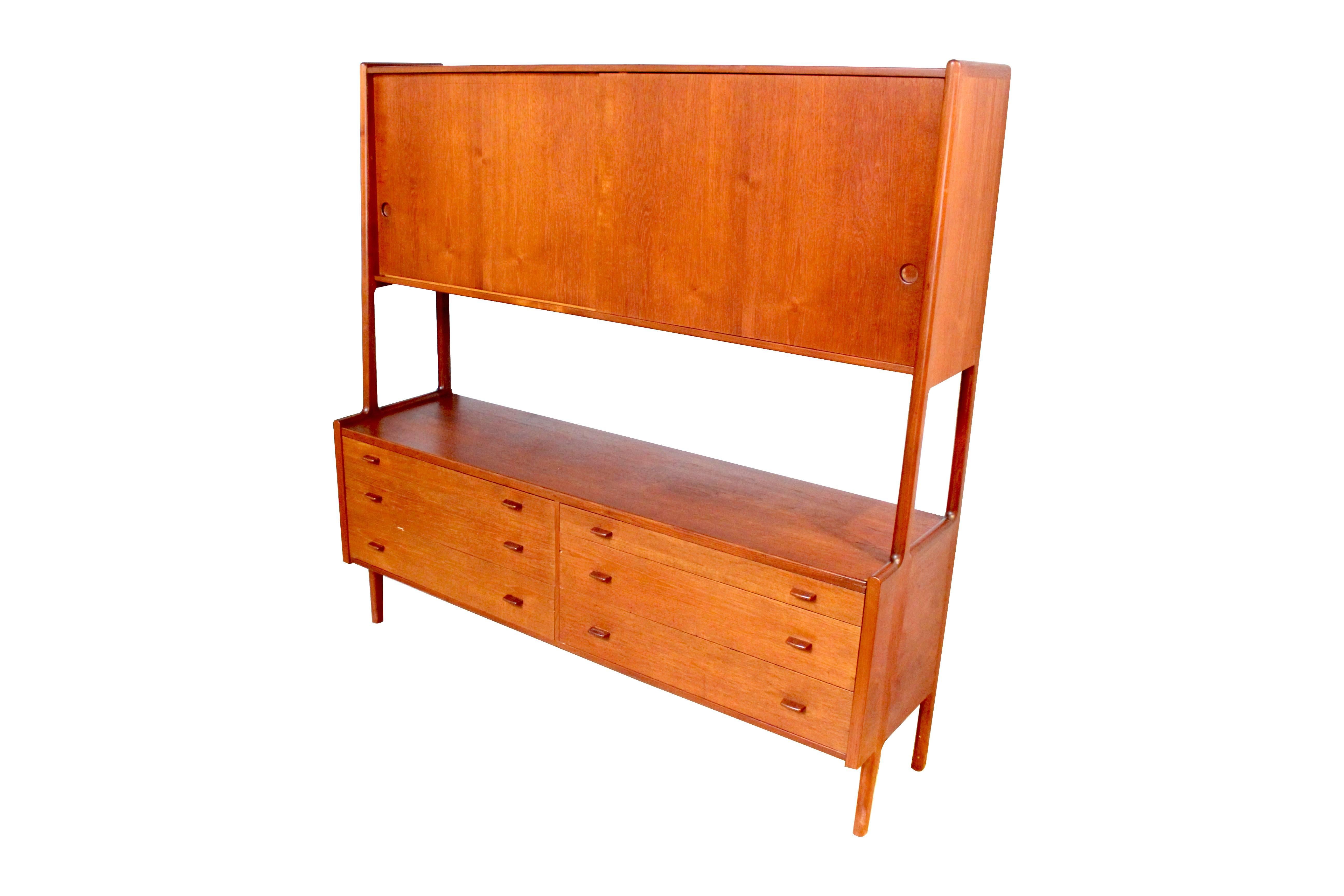 Scandinavian Modern 1950s Danish Modern Teak 