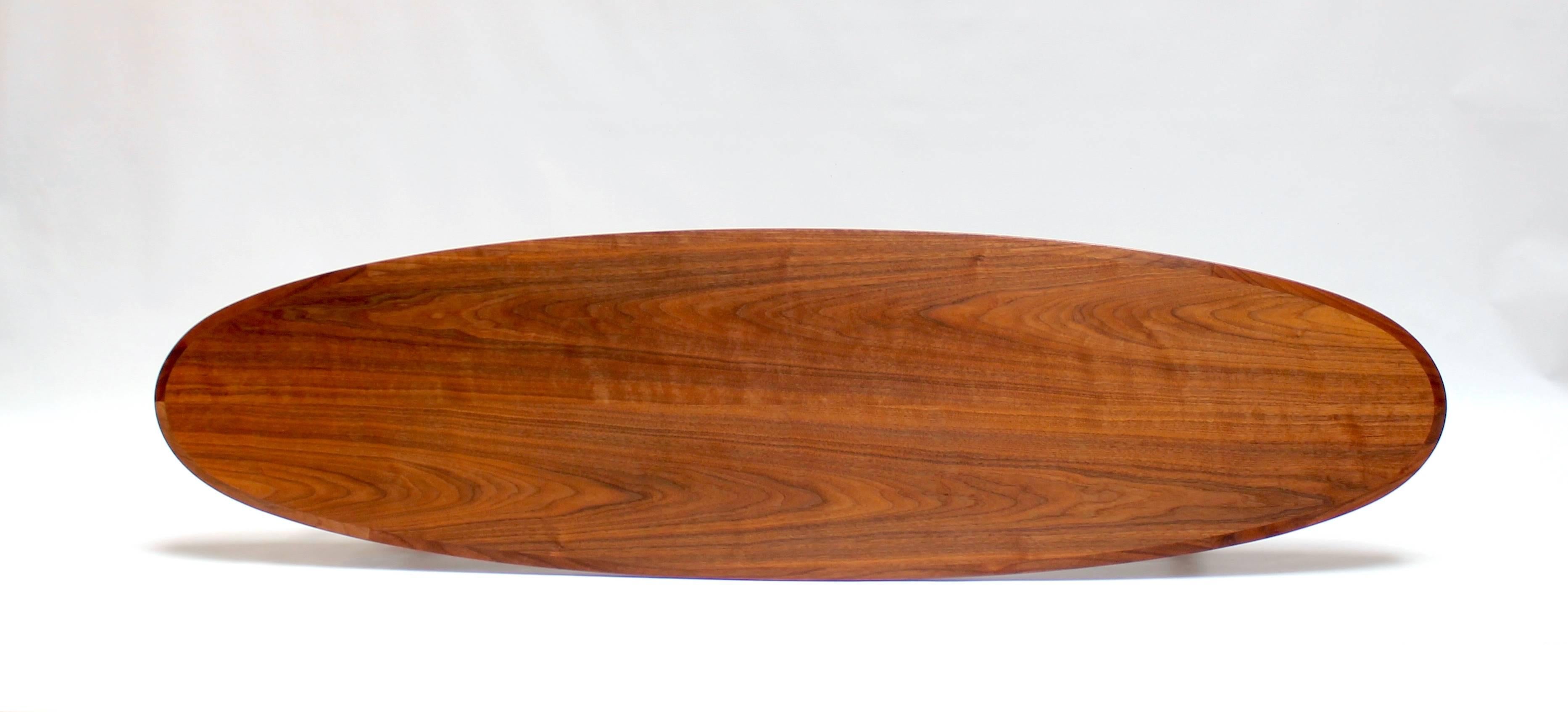 Mid-Century Modern Walnut Surfboard Coffee Table by Heritage In Excellent Condition In Sacramento, CA