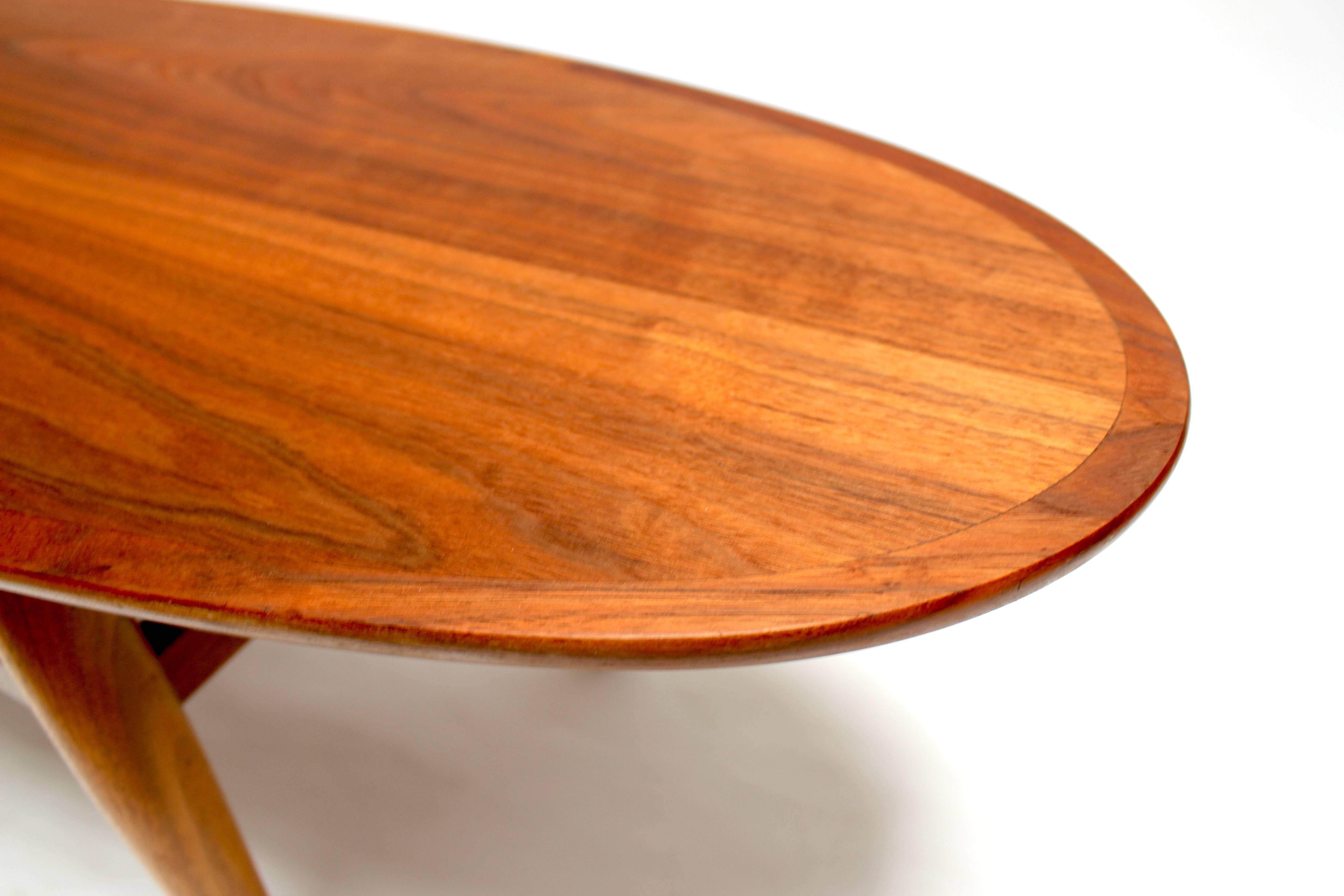 Mid-Century Modern Walnut Surfboard Coffee Table by Heritage 1