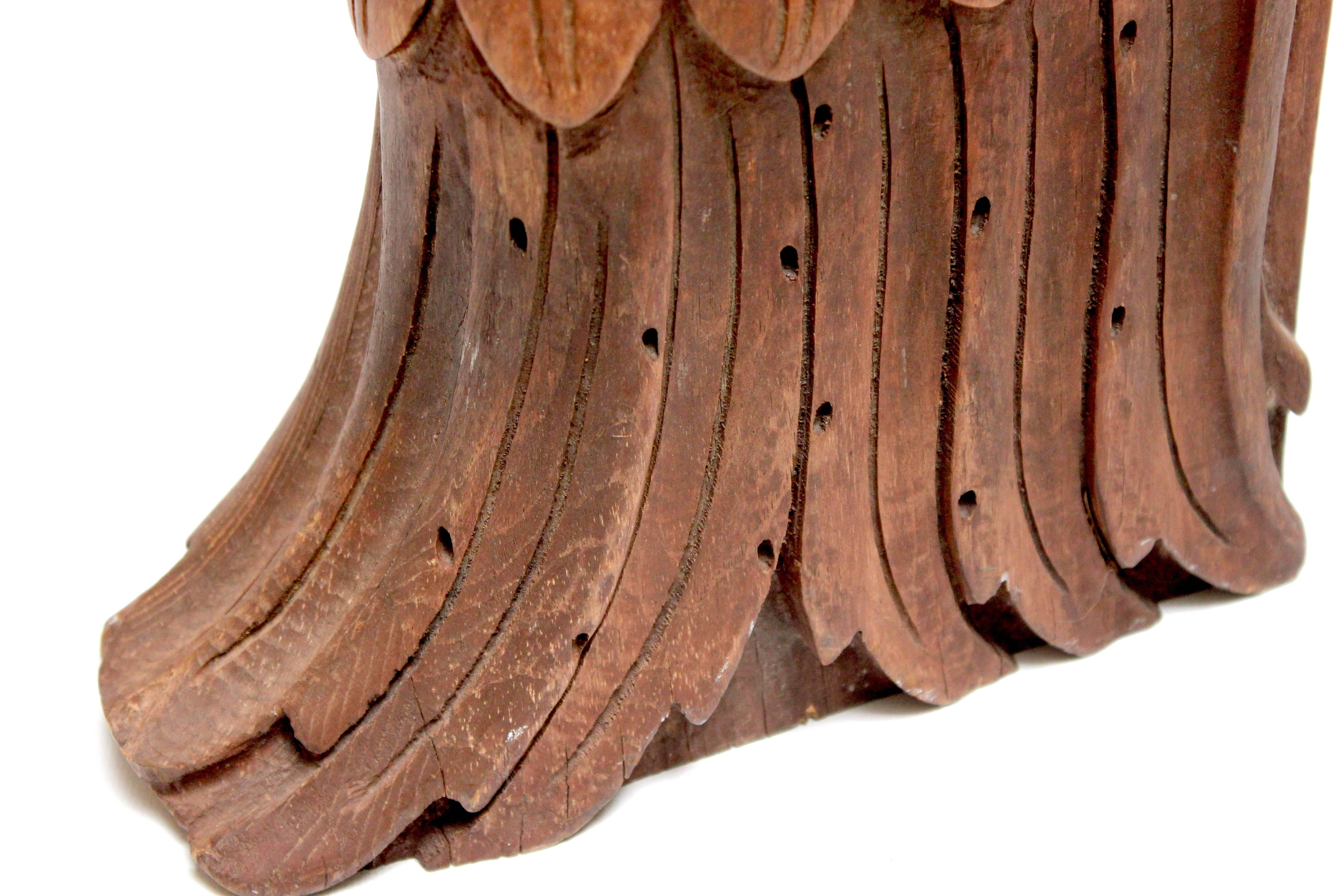 Vintage Carved Wooden Eagle Sculpture 3